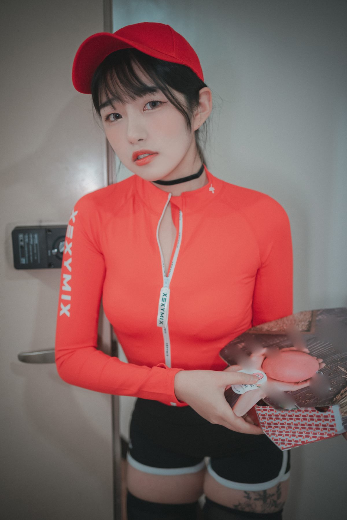 DJAWA Sonson 손손 Pizza Girl 019 8526655252.jpg