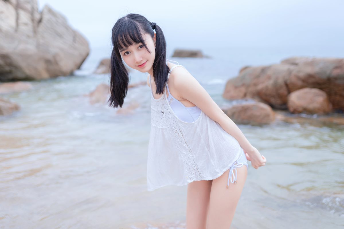 Coser@木绵绵OwO Vol 024 海边白色比基尼电子版 0017 0862744096.jpg