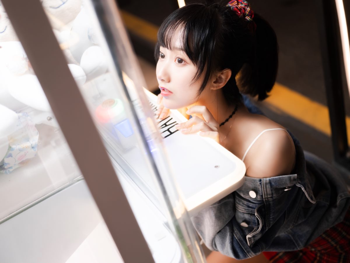 Coser@木绵绵OwO Vol 066 都市夜恋 0019 7169157210.jpg