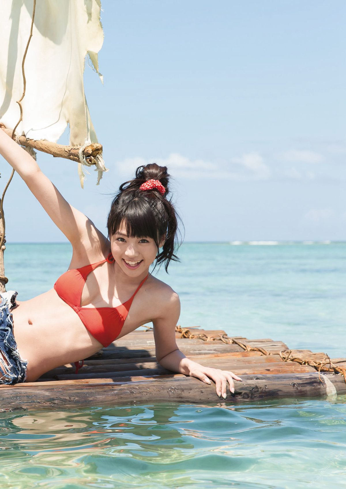 Photobook 2014 09 22 Yuumi Shida 志田友美 1st Photobook YUUMI 0038 9130270681.jpg