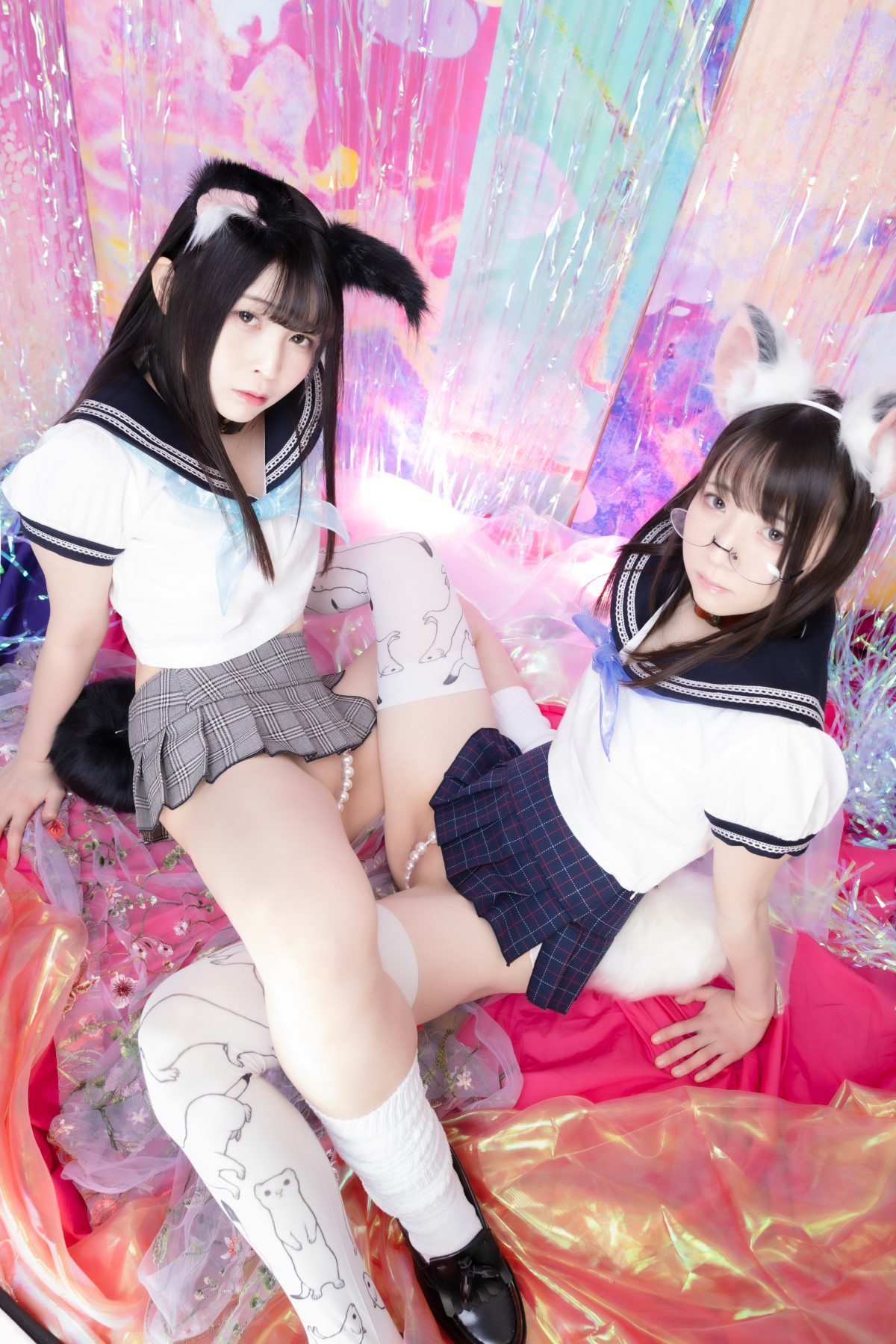 Photobook Mizuna Shione And Utatane Sui 水那しおね×うたたね翠 ぷれでたーらっと写真集 Quatre Mains A 00017 8309204062.jpg