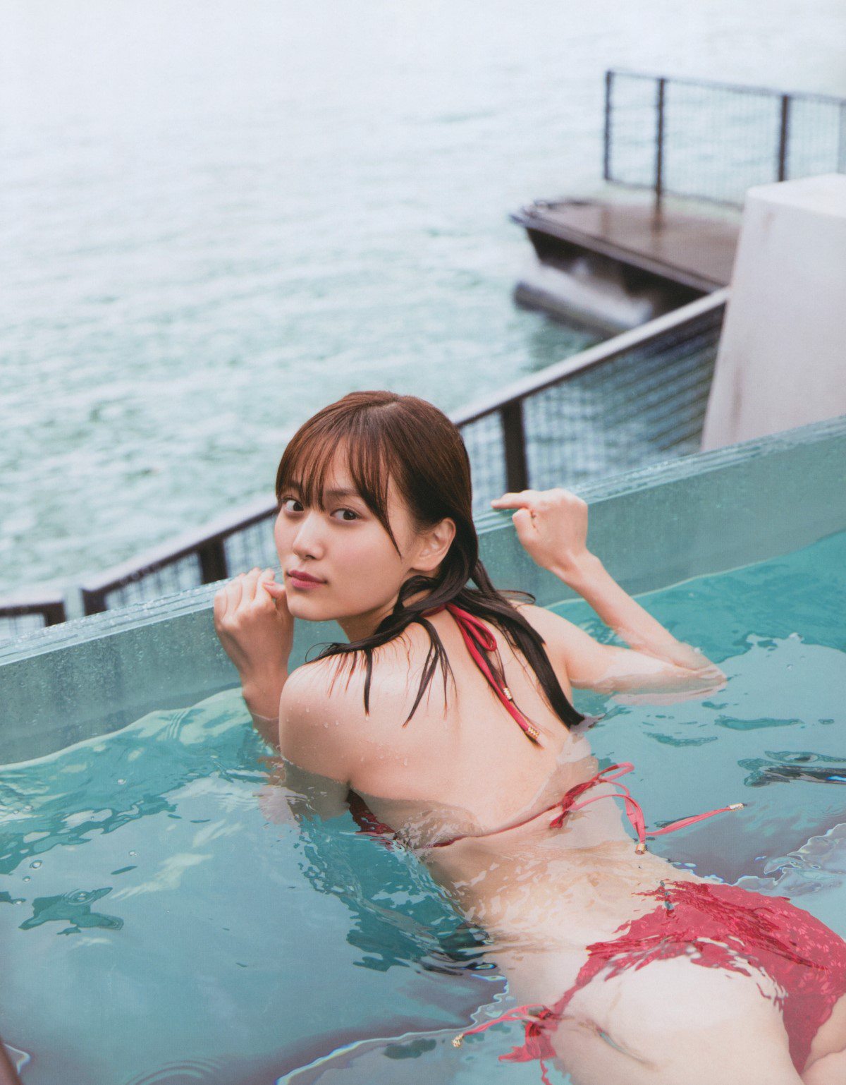 Photobook 乃木坂46 山下美月1st写真集 忘れられない人 A 00060 0632790871.jpg