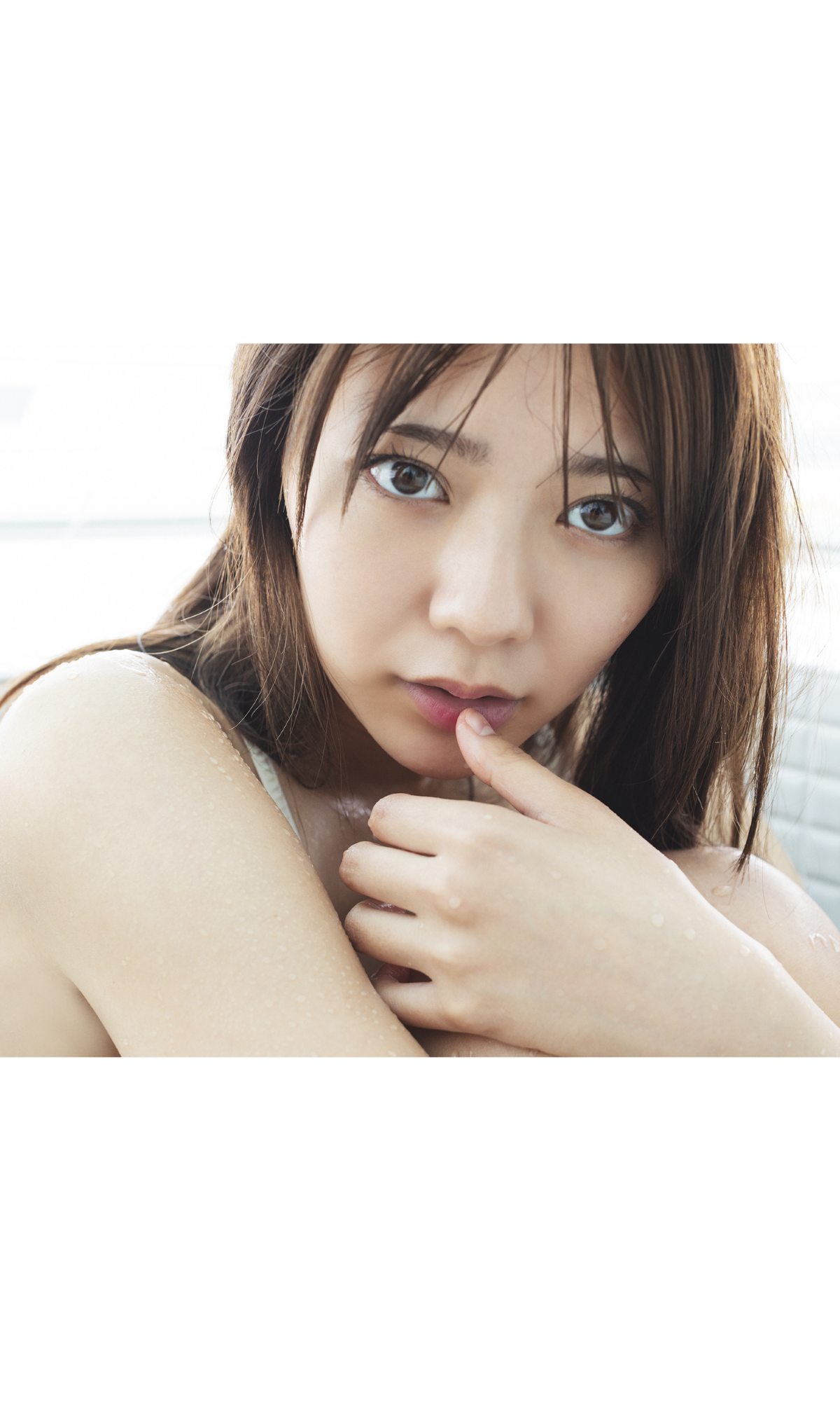 Weekly Photobook 2022 05 23 Asuka Kawazu 川津明日香 It’s NEW 0067 7857956749.jpg