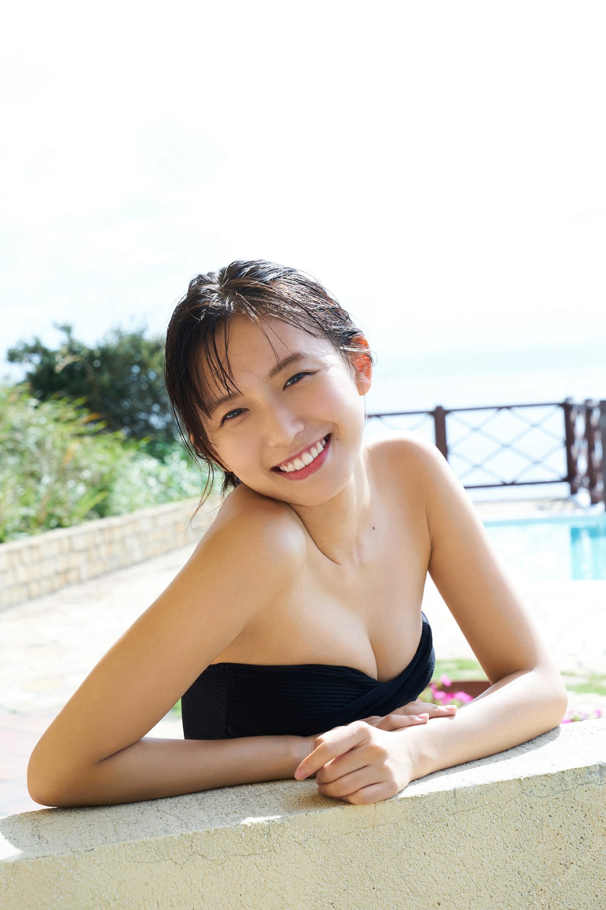 YOUNG Photobook 2021 05 01 Nene Shida 志田音々 Yanmaga Others YM2020 No 50 unreleased cut ヤンマガアザーっす ＹＭ２０２０年５０号未公開カット 0007 9532993217.jpg