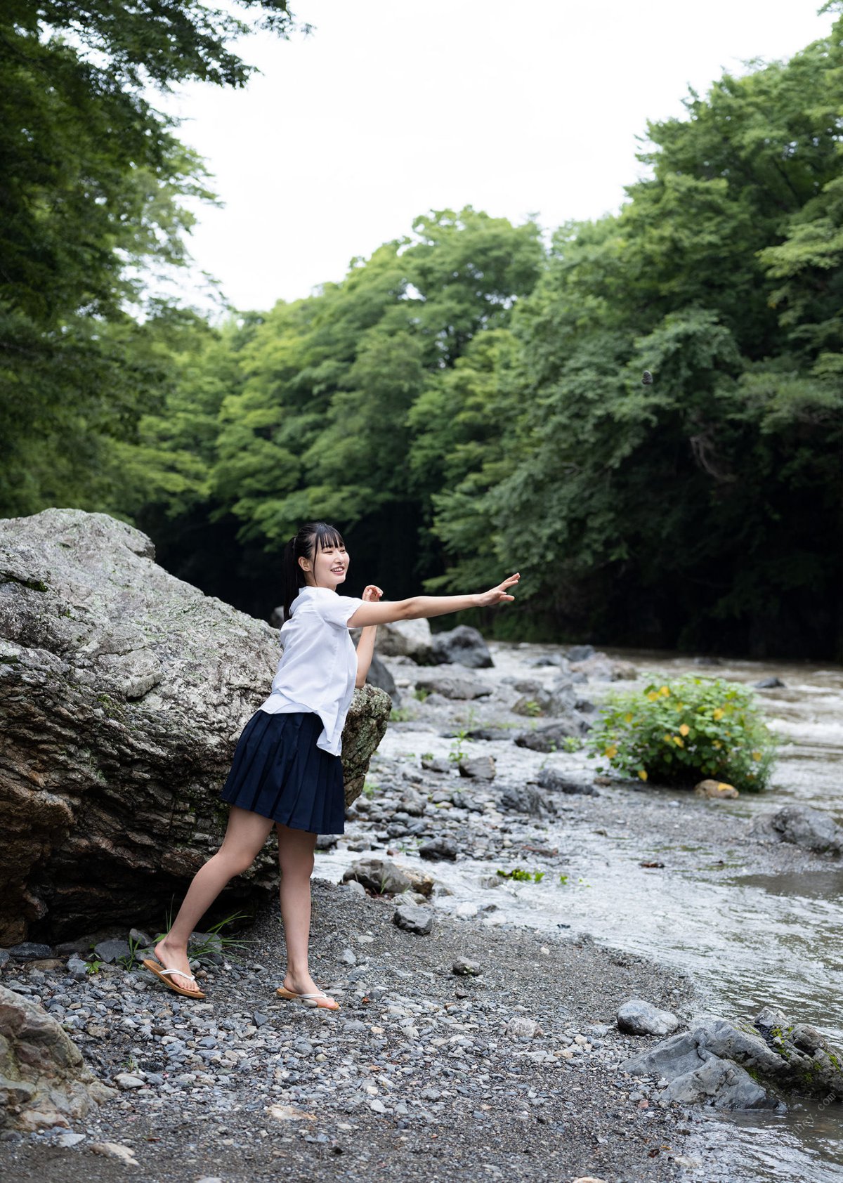 EX Taishu Photobook Yurika Wagatsuma 我妻ゆりか Angel innocence 天使爛漫 2021 08 27 0006 0874456137.jpg