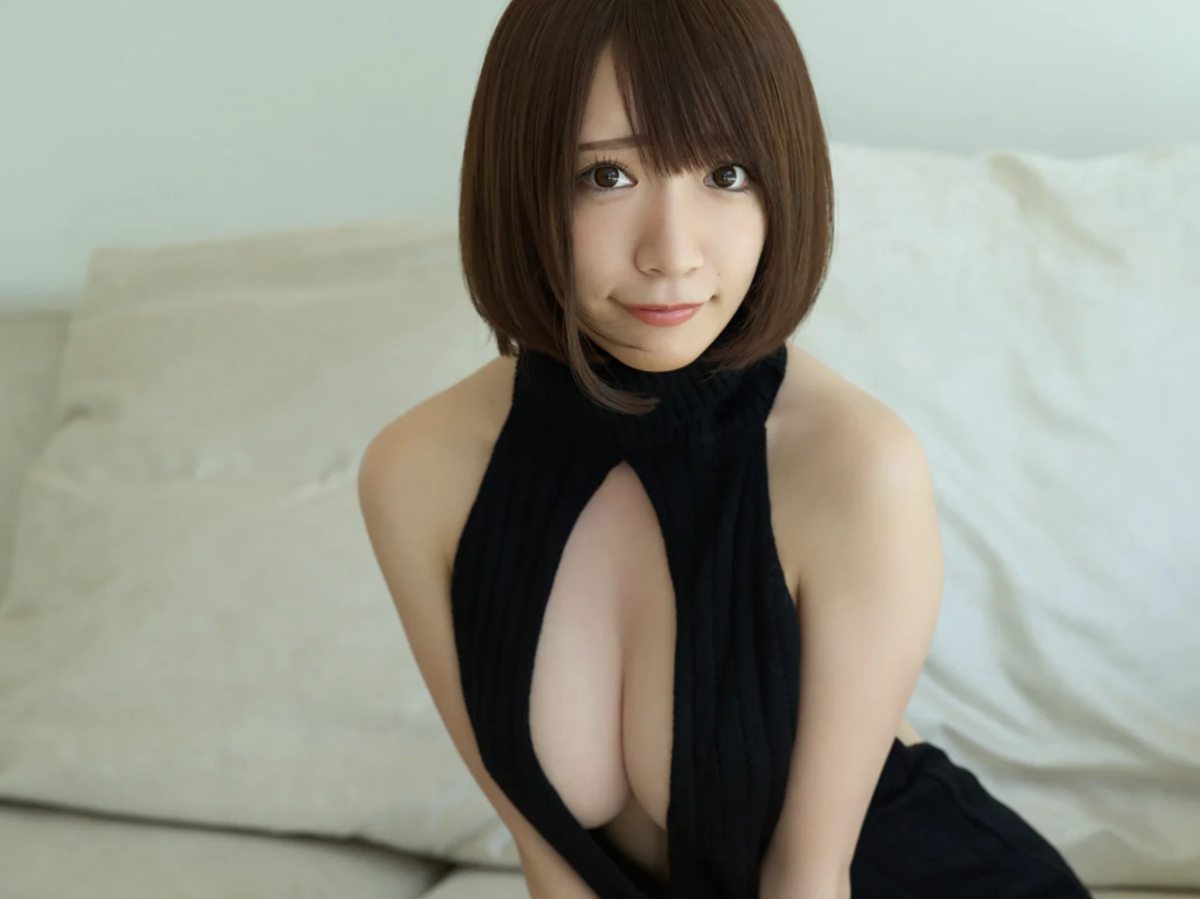 FRIDAY Digital Photobook Airi Shimizu 清水あいり Too erotic body Vol 1 エロすぎるカラダ Vol 1 2021 04 30 0003 5781843308.jpg