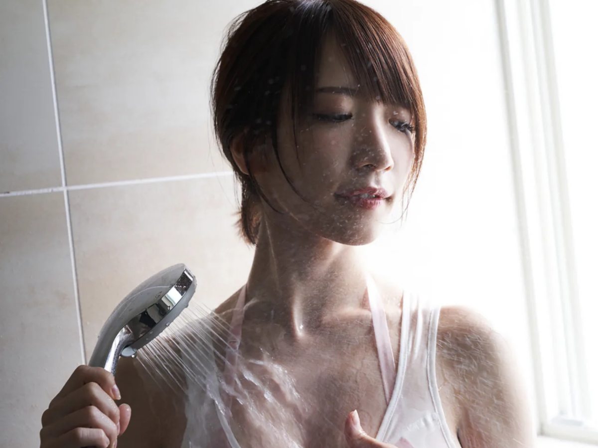 FRIDAY Digital Photobook Airi Shimizu 清水あいり Too erotic body Vol 2 エロすぎるカラダ Vol 2 2021 04 30 0031 4322976993.jpg