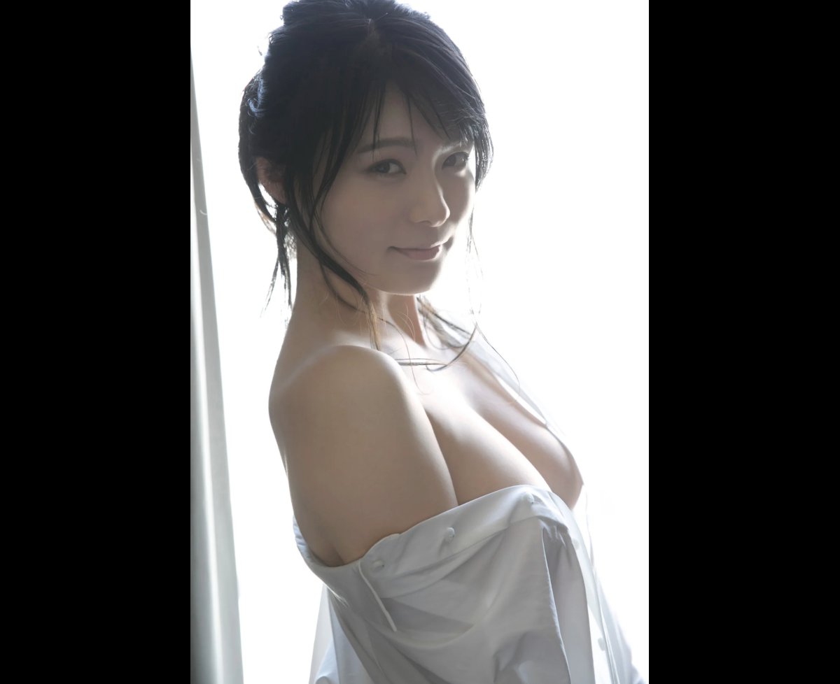FRIDAY Digital Photobook Mizuki Hoshina 星名美津紀 Mature H cup 成熟したＨカップ 2019 05 31 0063 0531826336.jpg