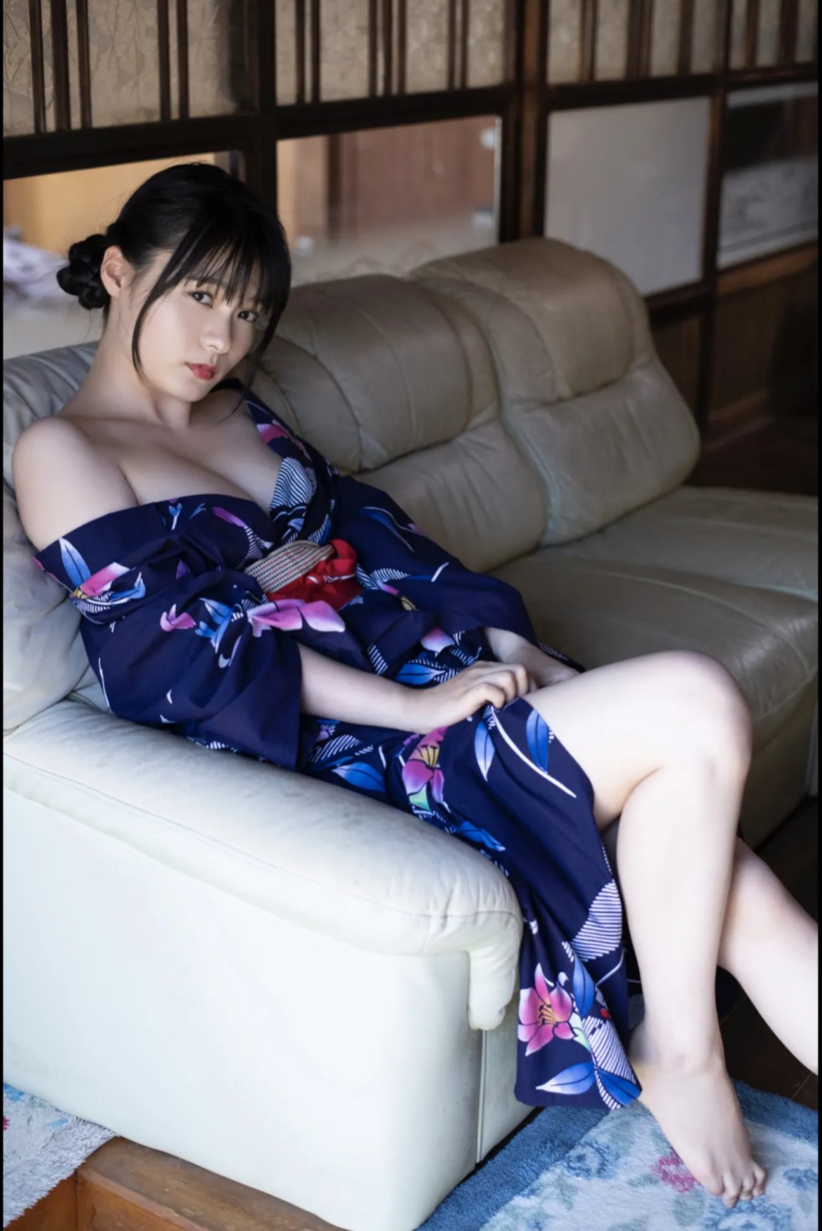 FRIDAY Digital Photobook Mizuki Hoshina 星名美津紀 Take off your yukata 浴衣を脱いで 2019 10 18 0007 0732200881.jpg