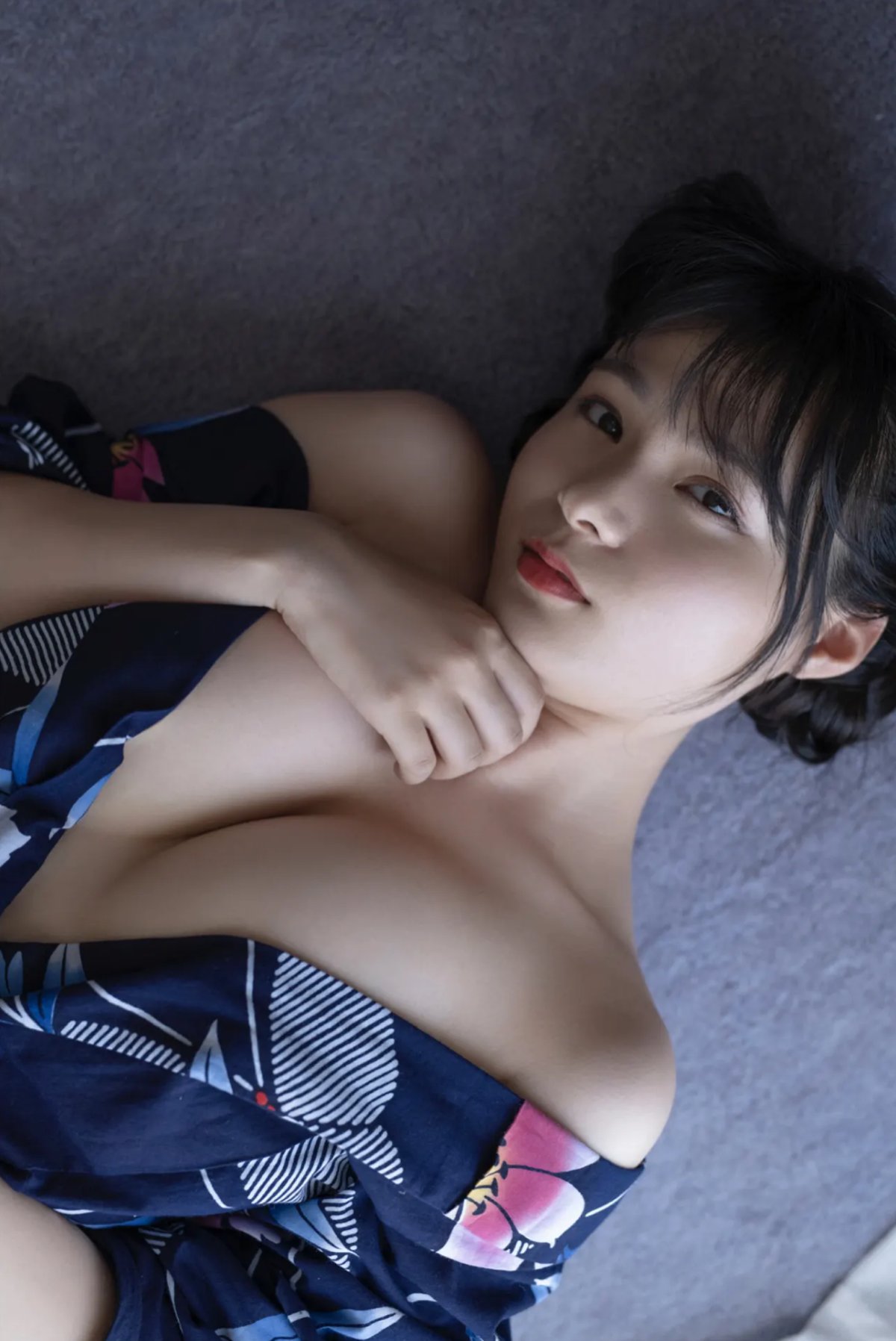 FRIDAY Digital Photobook Mizuki Hoshina 星名美津紀 Take off your yukata 浴衣を脱いで 2019 10 18 0010 6442080970.jpg