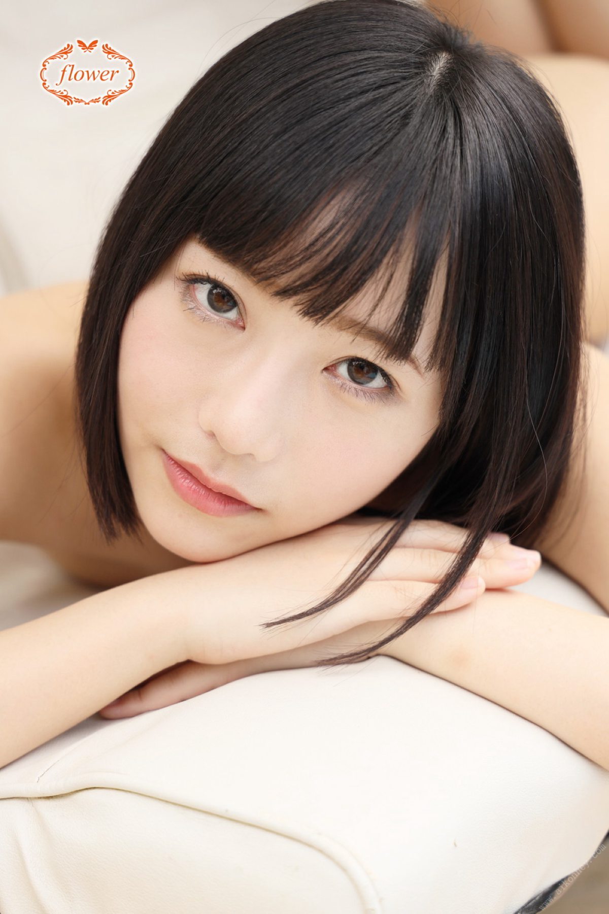 Flower Yui Shirasaka 白坂有以 FLOWER Vol 01 2020 12 25 0029 7265791845.jpg