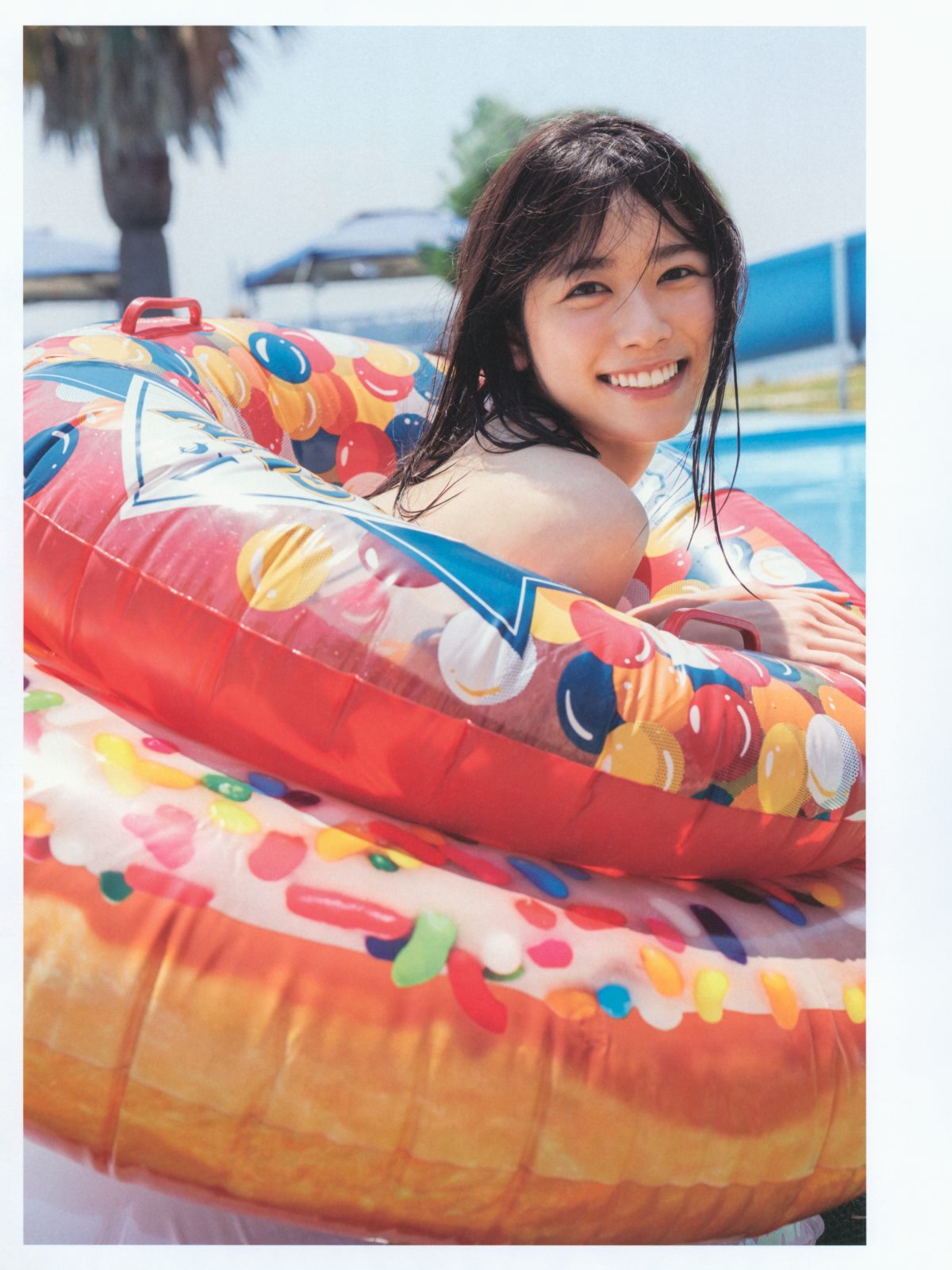 Photobook Akari Nibu 丹生明里 1st Photobook Easy Relationship やさしい関係 2022 07 26 A 0032 8589778875.jpg