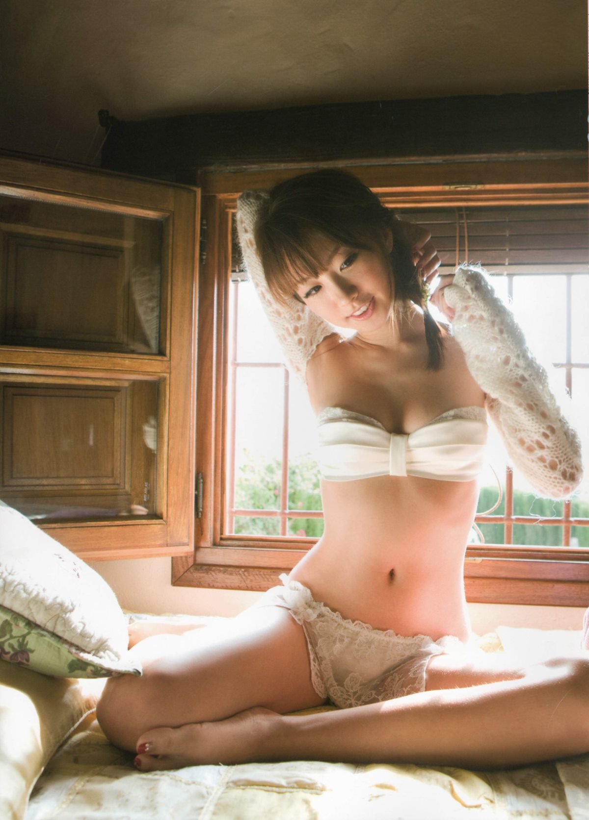 Photobook Azusa Yamamoto 山本梓 As One 2011 04 22 0048 3620324987.jpg