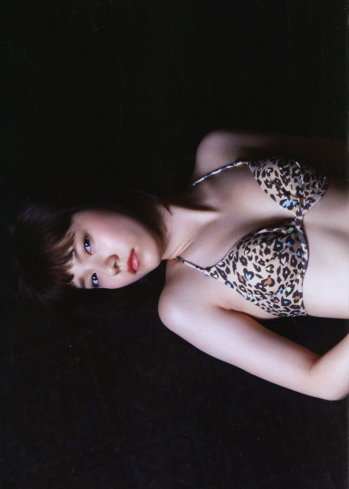 Photobook Haruka Shimazaki 島崎遥香 1st Photobook Paruru Komaru  ぱるる、困る 2013 07 19 B 0020 5061309531.jpg