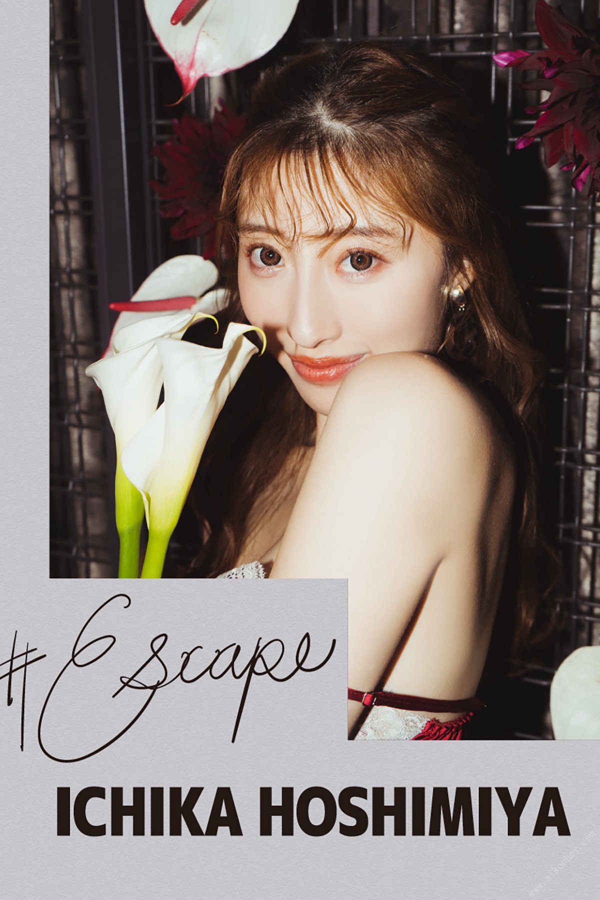 Photobook Ichika Hoshimiya 星宮一花 Escape 2022-06-28