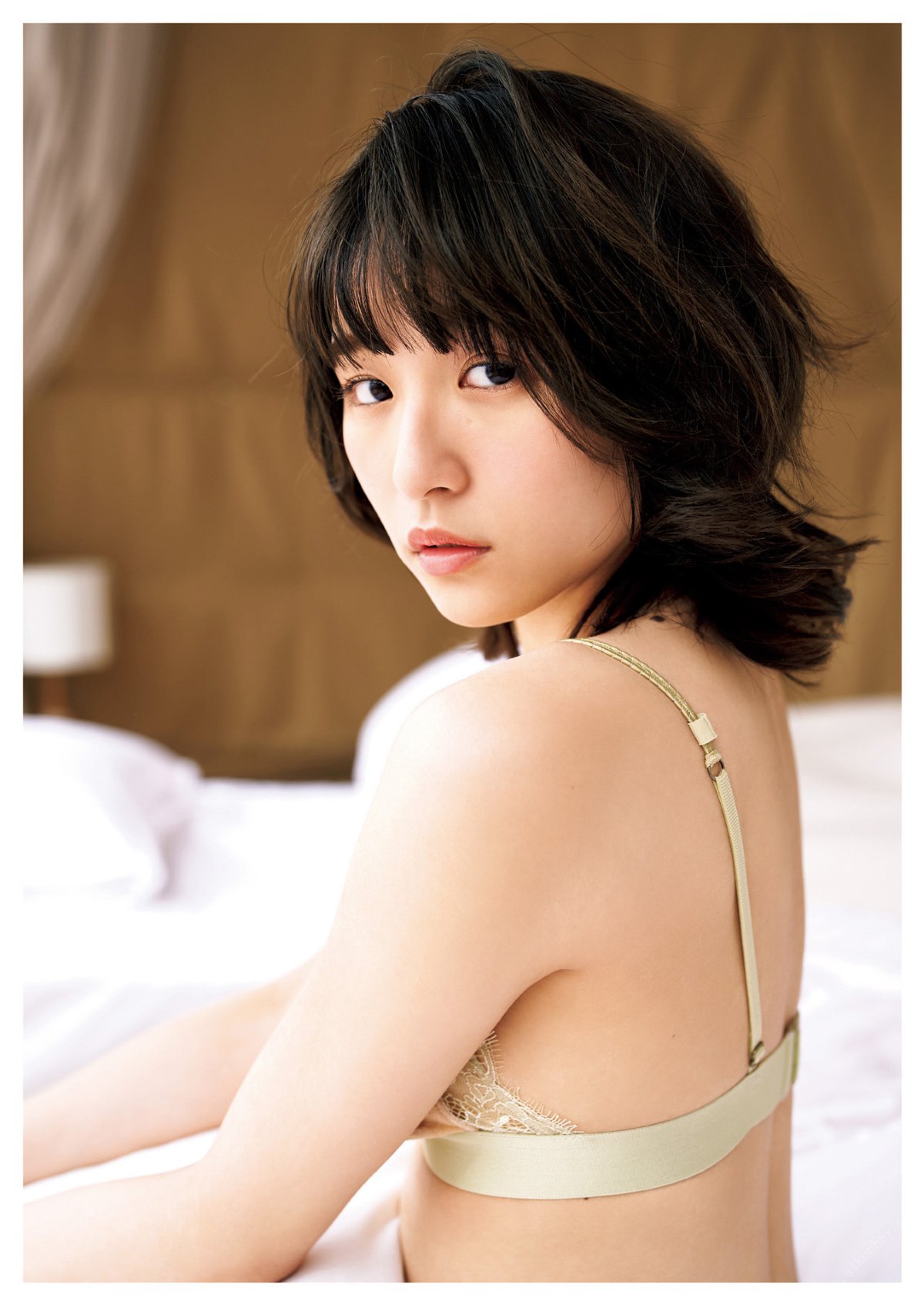 Photobook Nana Asakawa 浅川梨奈 GR WTH 2022 06 29 A 0057 7080206379.jpg