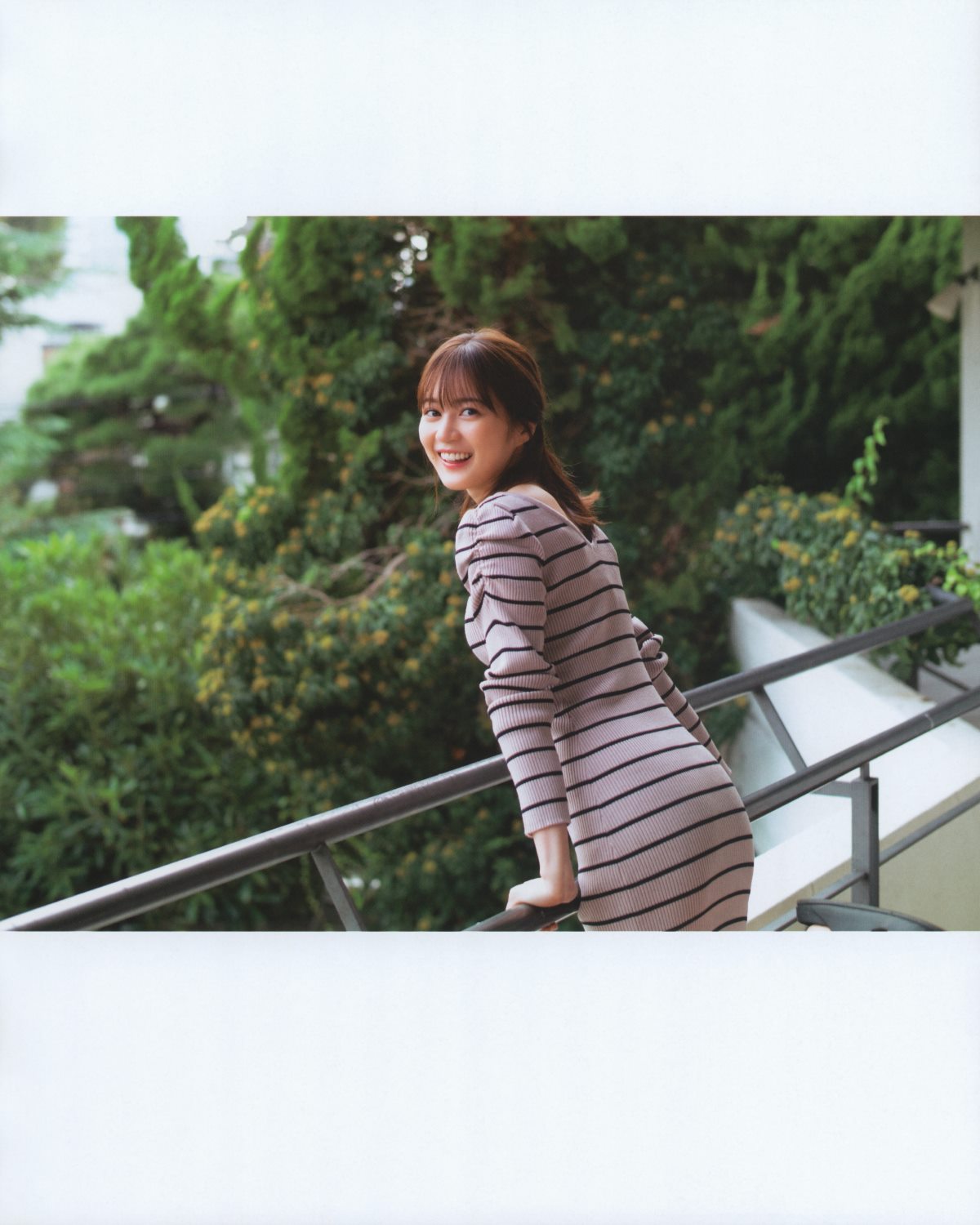 Photobook 生田絵梨花 乃木坂46卒業記念メモリアルブック カノン 0007 7968979957.jpg