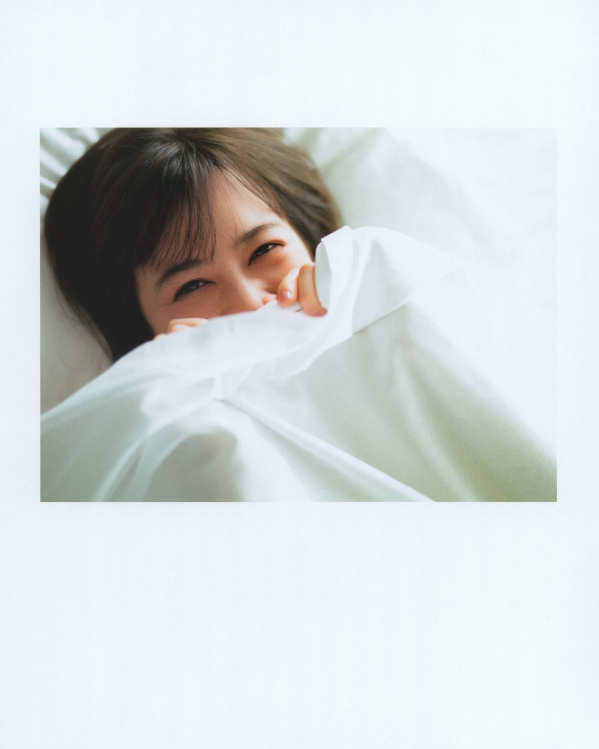 Photobook 生田絵梨花 乃木坂46卒業記念メモリアルブック カノン 0015 6671046107.jpg