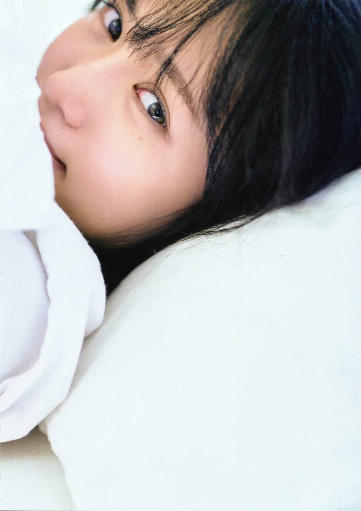 Photobook 運上弘菜 フォトブック WHITE 0056 0457402910.jpg