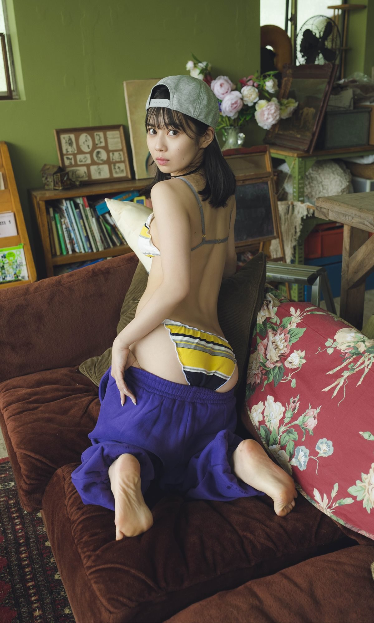 Weekly Photobook Saeko Kondo 近藤沙瑛子 Actually I am 実は私って 2022 07 04 0022 7330320483.jpg