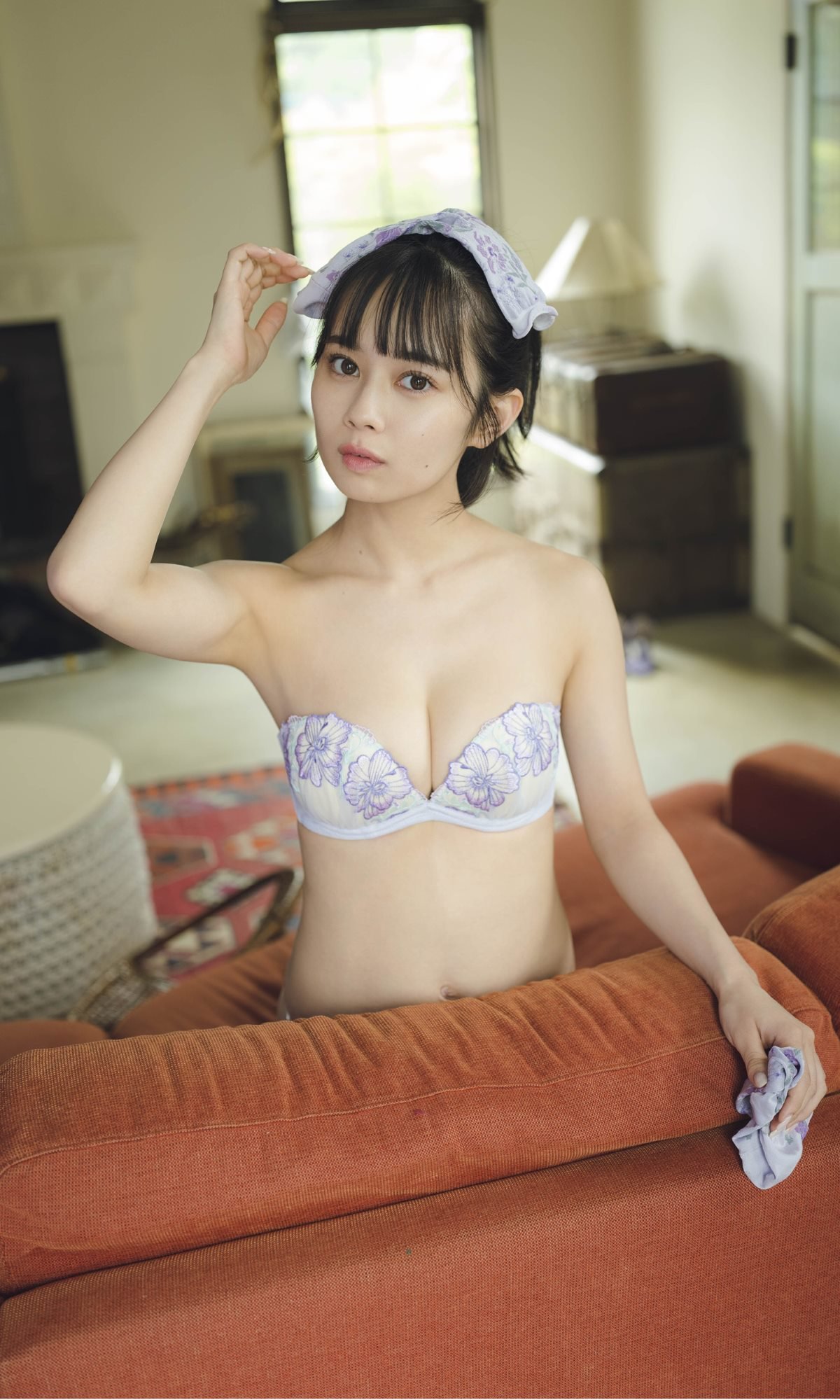 Weekly Photobook Saeko Kondo 近藤沙瑛子 Actually I am 実は私って 2022 07 04 0048 2065907311.jpg