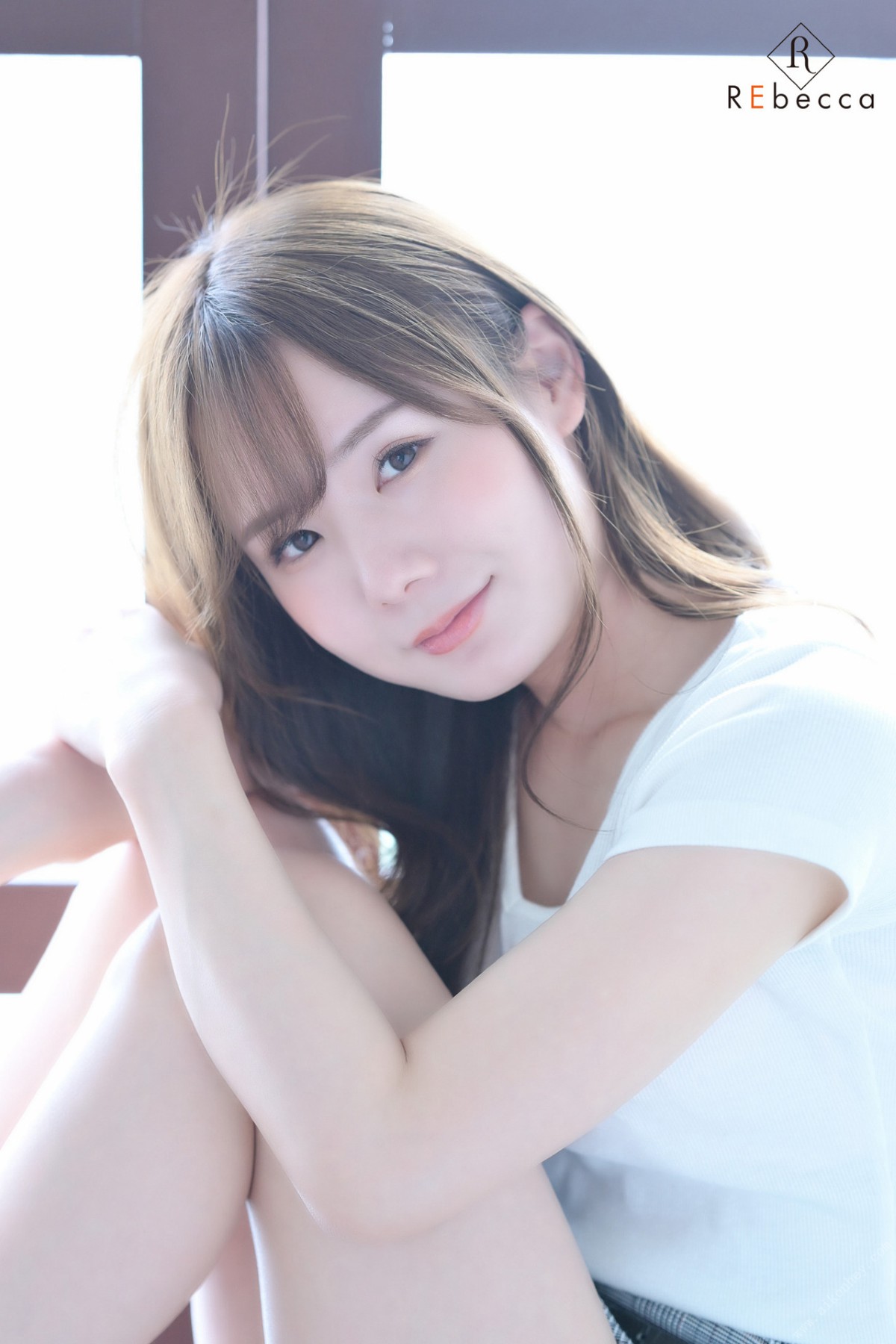 Photobook Miru 新しい私が待ってる miru S級アイドル Rebecca 0003 8410198268.jpg