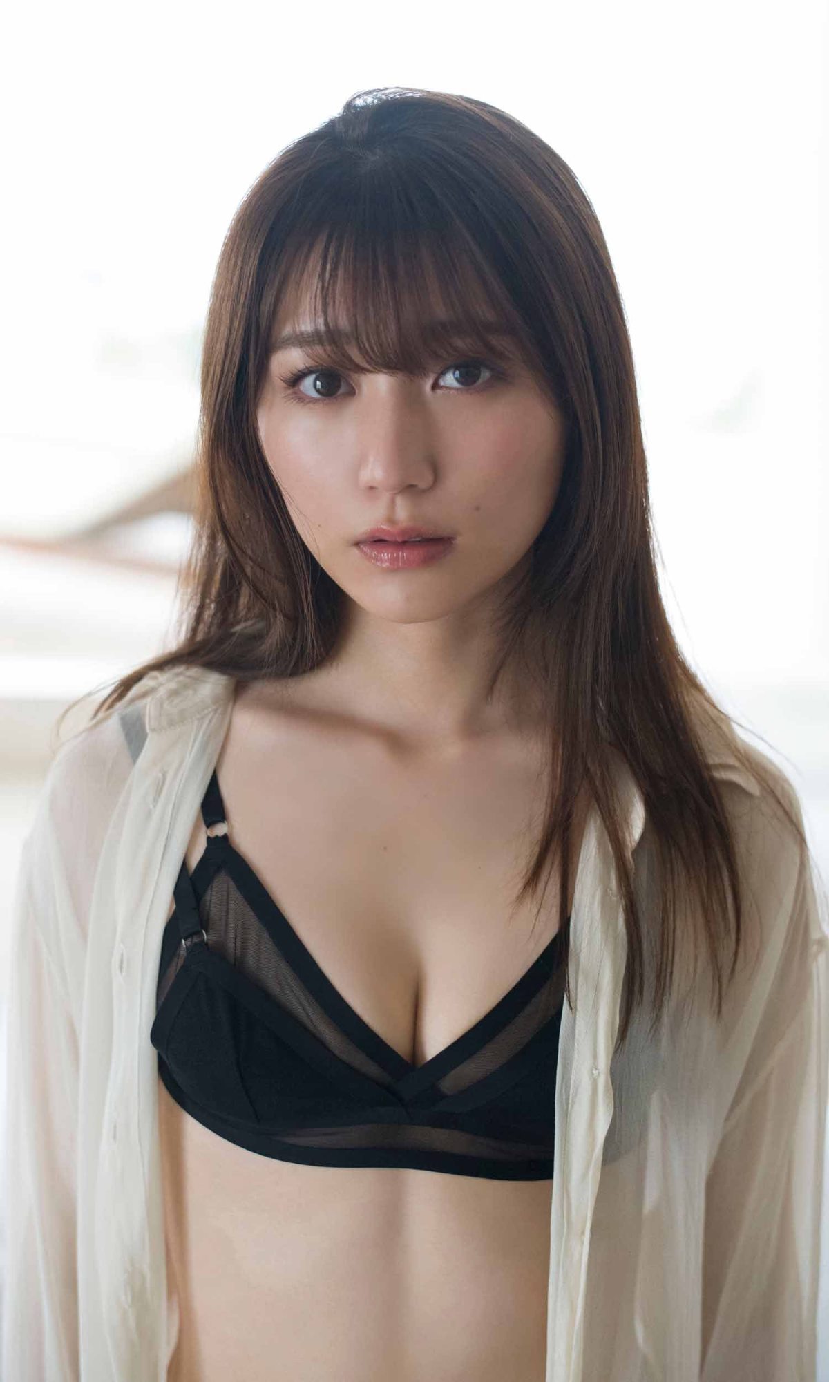 Photobook デジタル限定 坂林佳奈写真集 ステージを降りたら 週プレ PHOTO BOOK 0019 8739681117.jpg