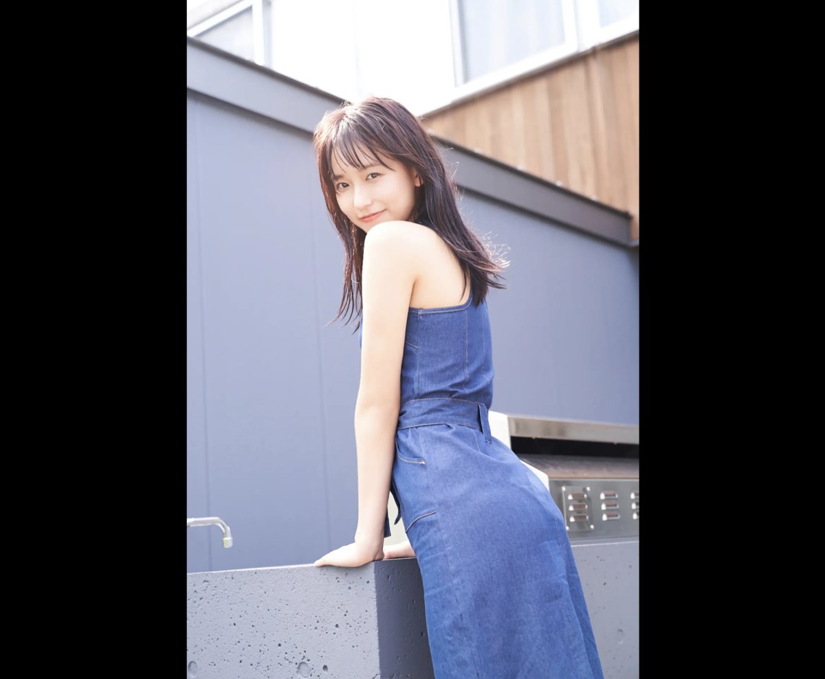 Photobook ＺIＰ静岡 お天気キャスター 志田音々 現役女子大生の初ビキニVol 2 FRIDAYデジタル写真集 No Watermark 0047 8110918542.jpg