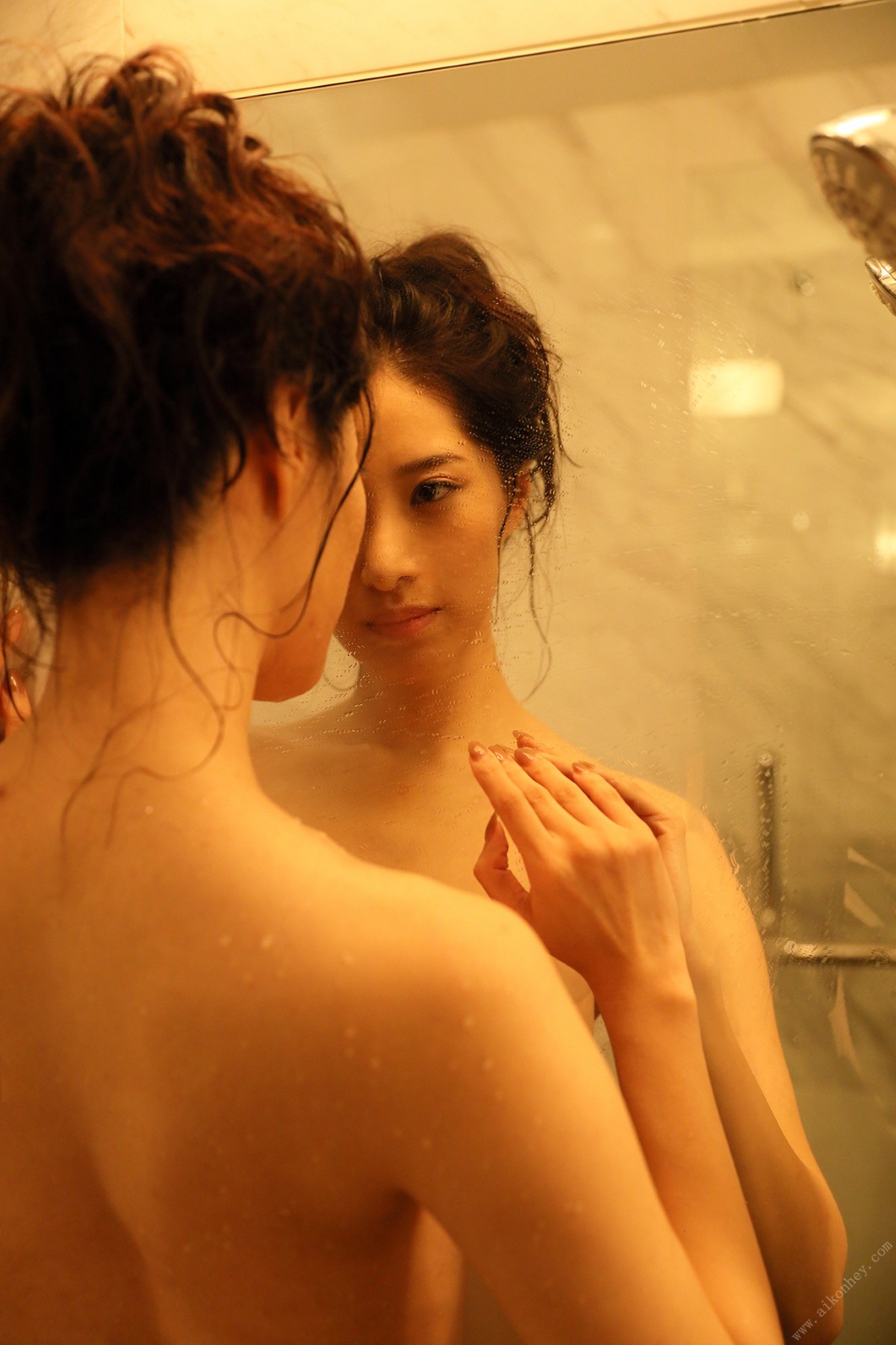 Photobook 2020 11 16 Yuka Someya 染谷有香 HoneyTrap 0073 3268545846.jpg