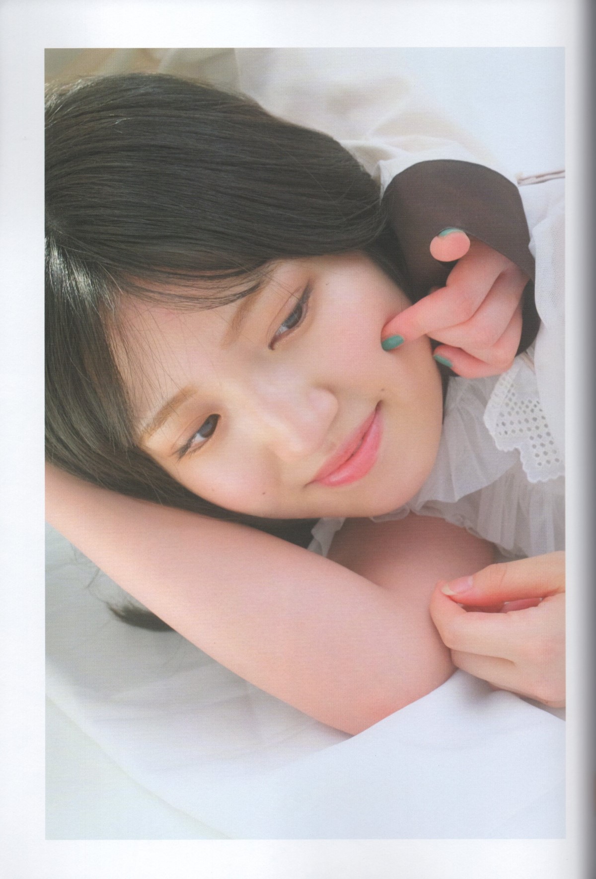 Photobook 2022 09 08 Yuiri Murayama 村山彩希 I Like Normal 0014 7979911007.jpg