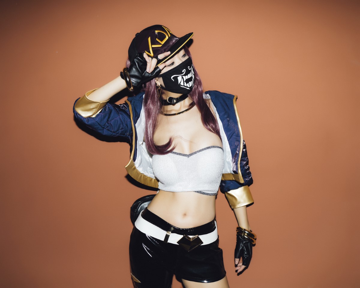 Mona모나 Akali KDA Moon Night Snap 0004 6394257401.jpg