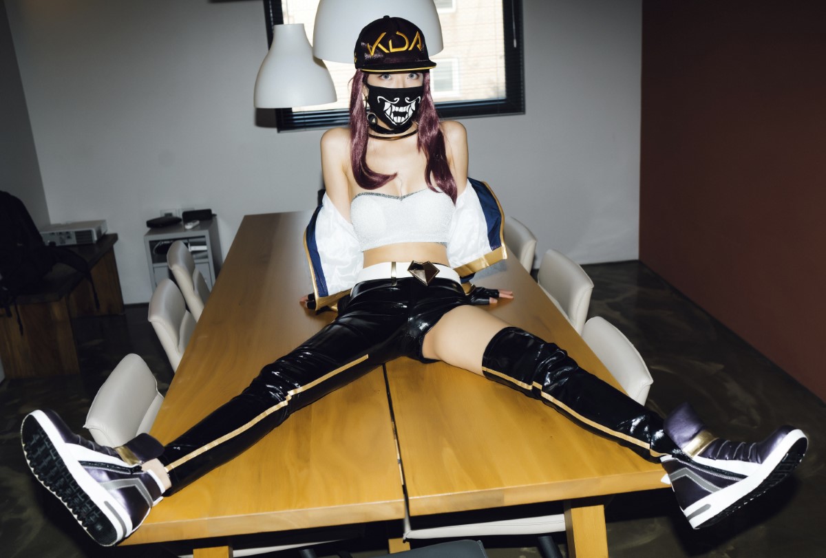 Mona모나 Akali KDA Moon Night Snap 0032 4306864311.jpg