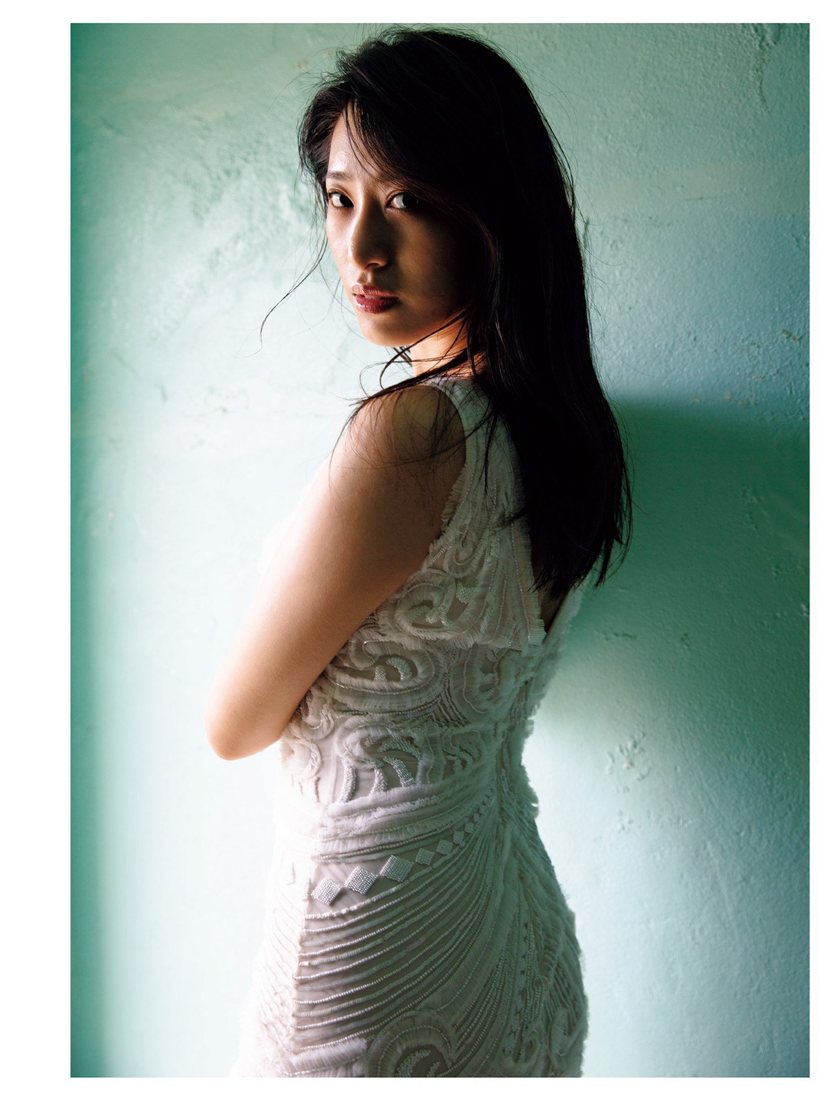 Photobook 2021 09 28 Yuka Someya 染谷有香 This Is The Beginning 0011 1181086323.jpg