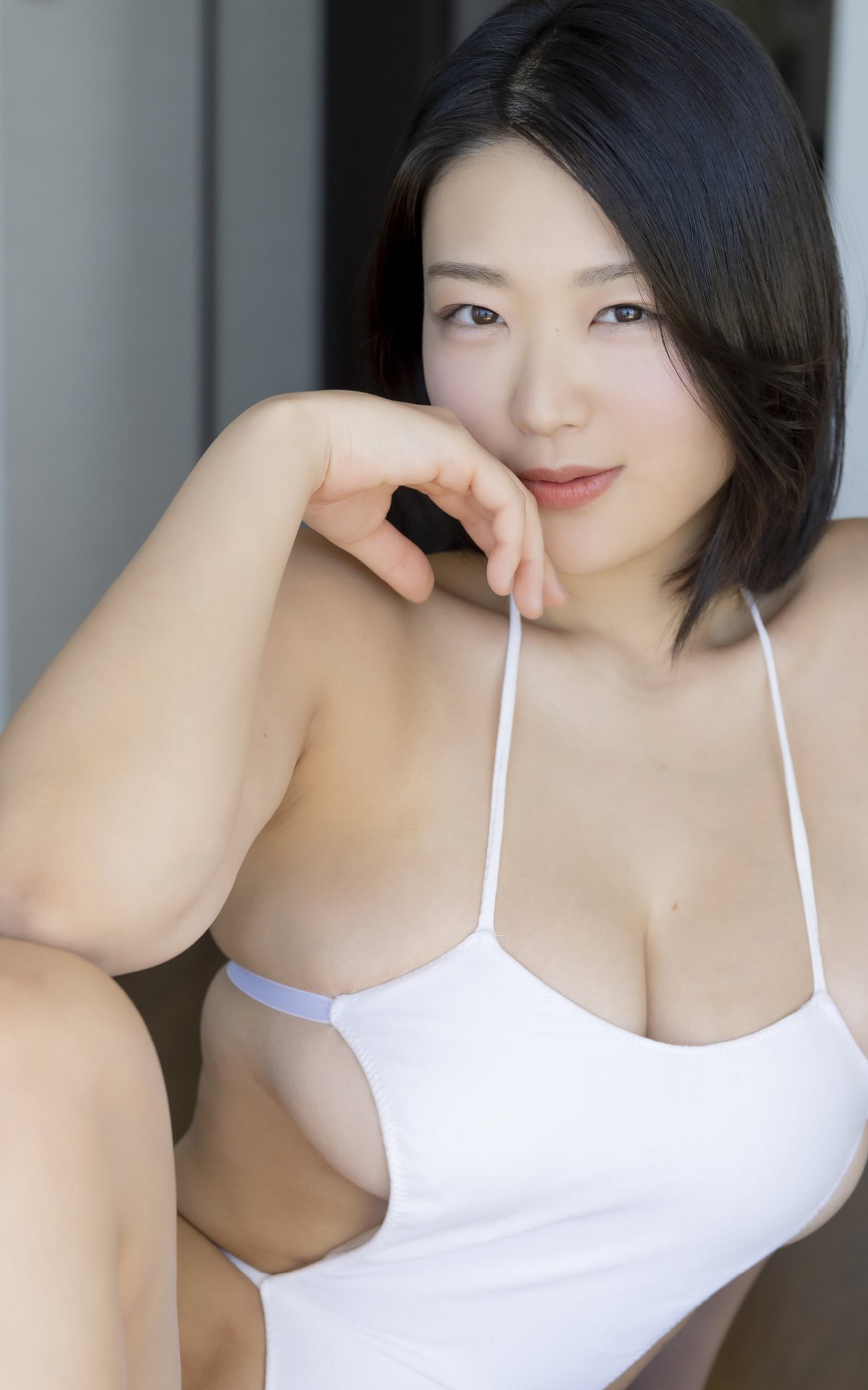 Photobook 2022 04 18 Kei Fubuki 風吹ケイ Kiss You A 0047 6786782183.jpg