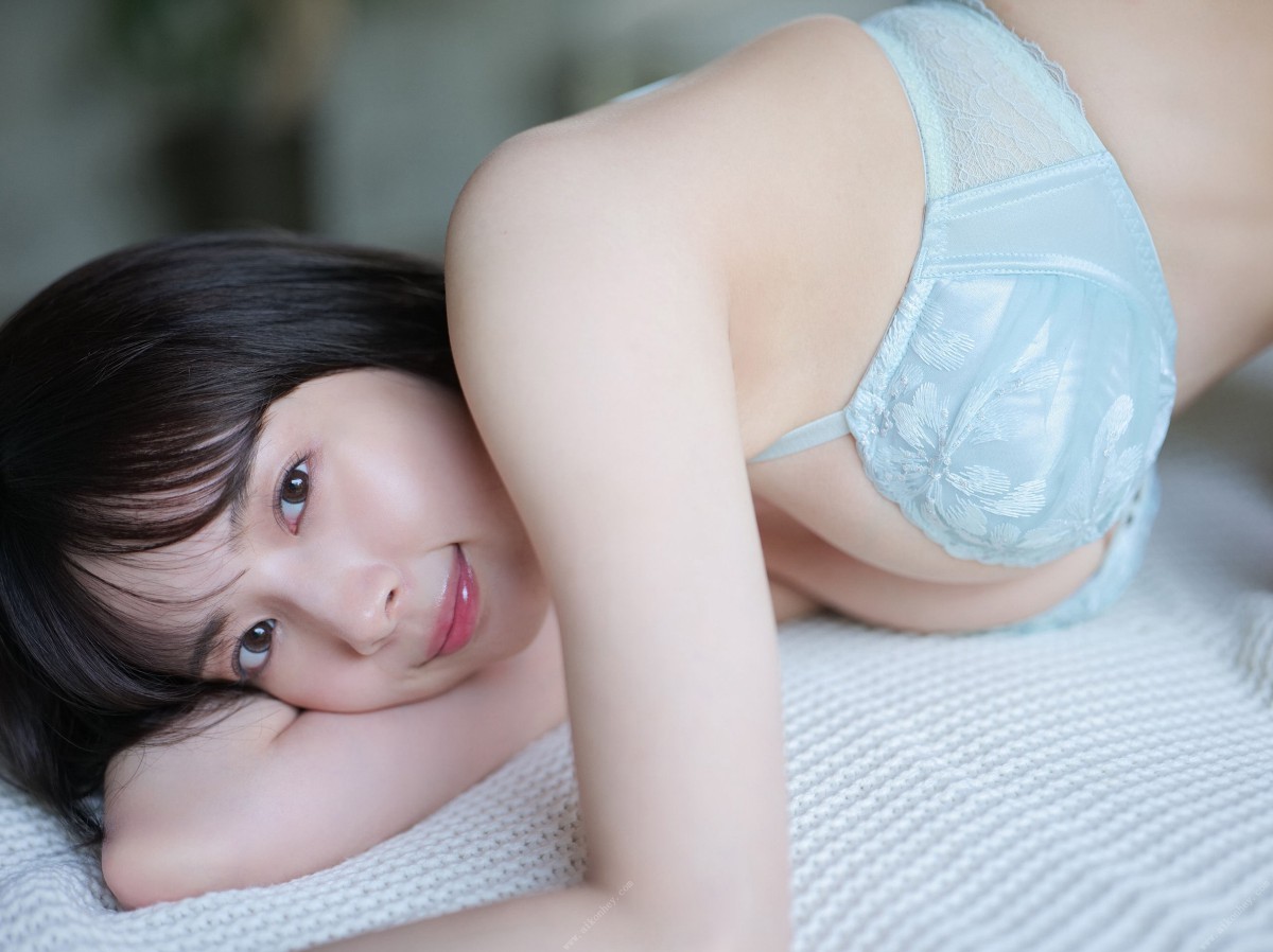 Photobook 2022 10 24 Okada Sayaka 岡田紗佳 Welcome to Okapi no Mori Weekly Post Digital Photo Book 0020 0985997586.jpg