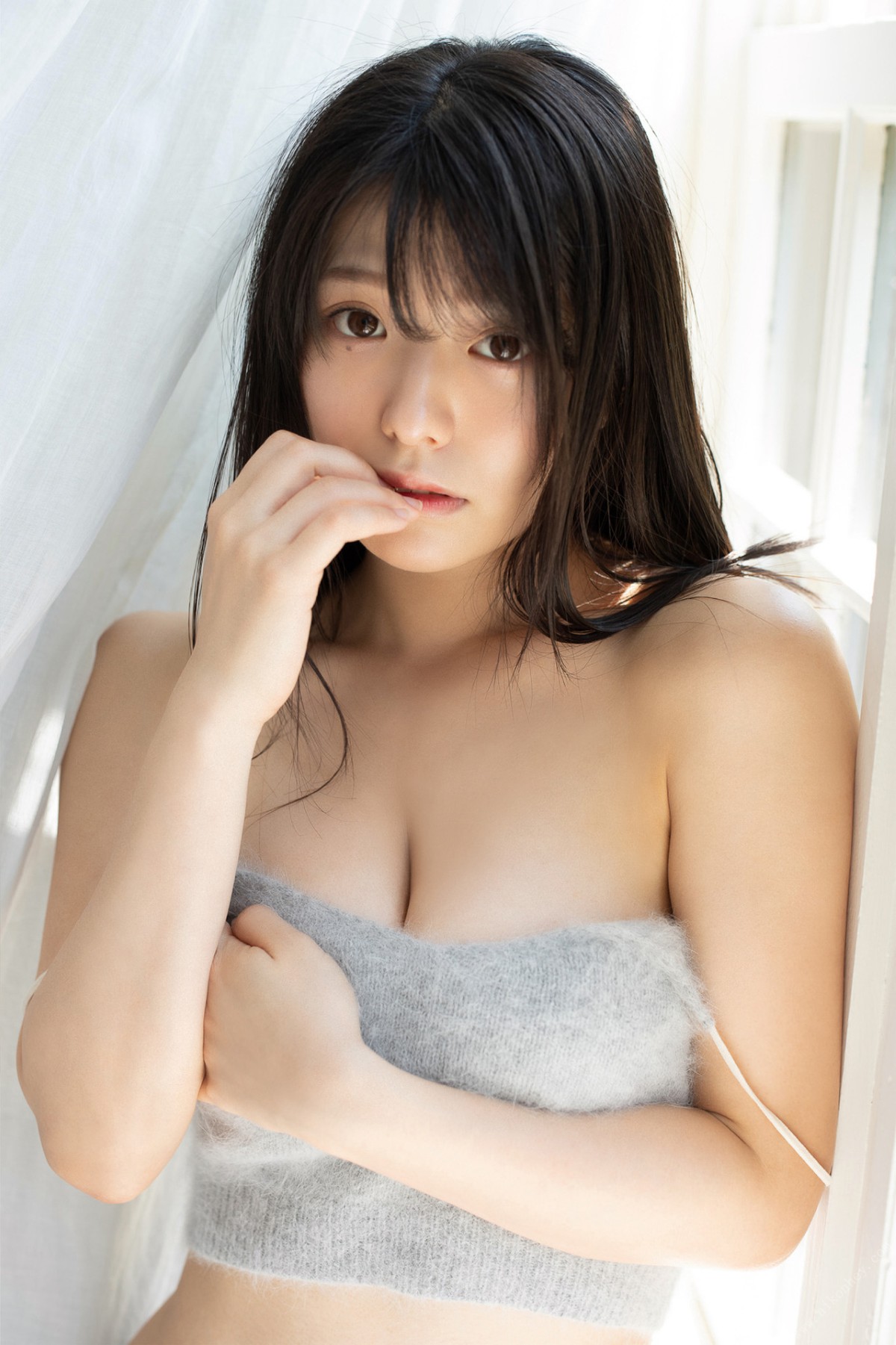 Photobook 2022 10 24 Yamada Kana 山田かな Sensual White Weekly Contemporary Digital Photo Collection 0029 5640318772.jpg