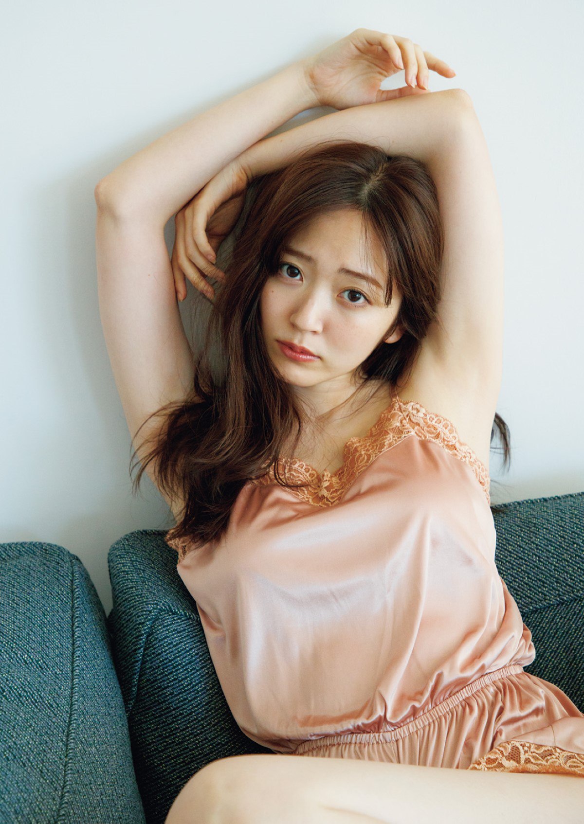 Photobook 2022 11 17 Airi Suzuki 鈴木愛理 Nectar 0043 1799551912.jpg