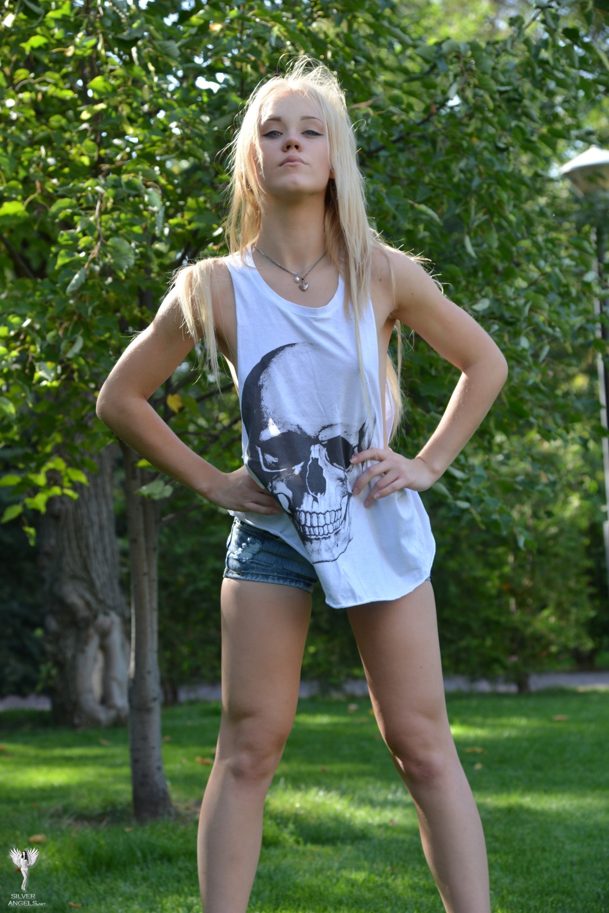 SilverAngels Irena Denim Shorts 1 0123 9678034370.jpg