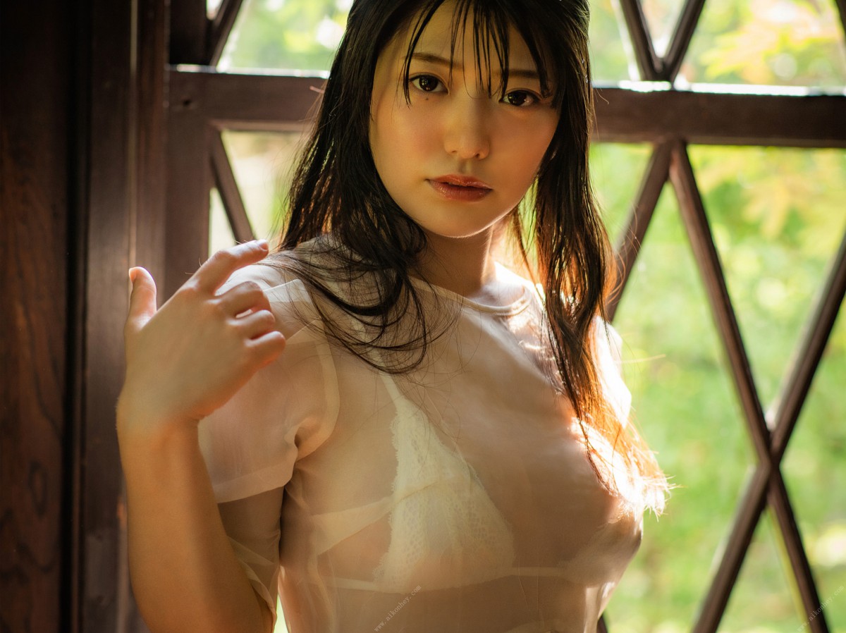 Weekly Gendai Photobook 2022 10 24 Kana Yamada 山田かな Kana Sensual Black 0010 6482723643.jpg