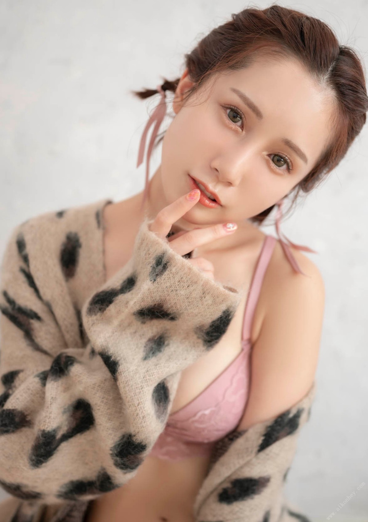 Photobook 2022 04 29 Minami Kojima 小島みなみ Count Sheep Nap No Watermark 0051 5223955580.jpg