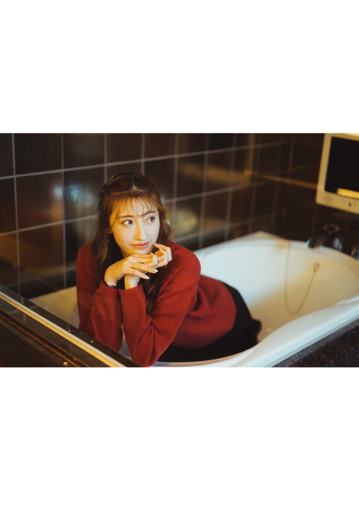 Photobook Ichika Hoshimiya 星宮一花 Escape No Watermark 0065 1484661350.jpg