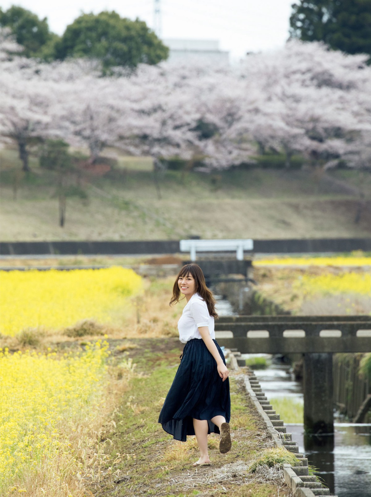 Photobook Rina Fujisaki 藤崎里菜 Blossom No Watermark 0058 0653080912.jpg
