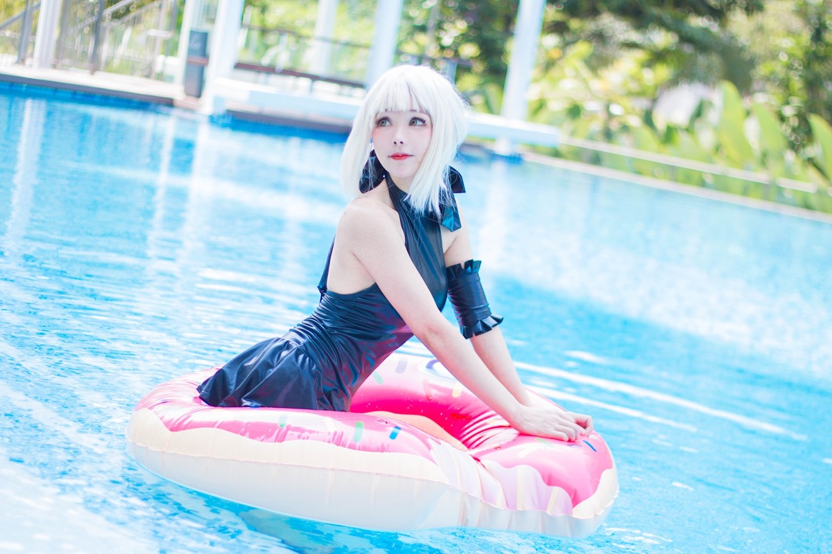 Coser@Kitkat Cosplay 9 Saber Alter Swimsuit 0008 6145813656.jpg