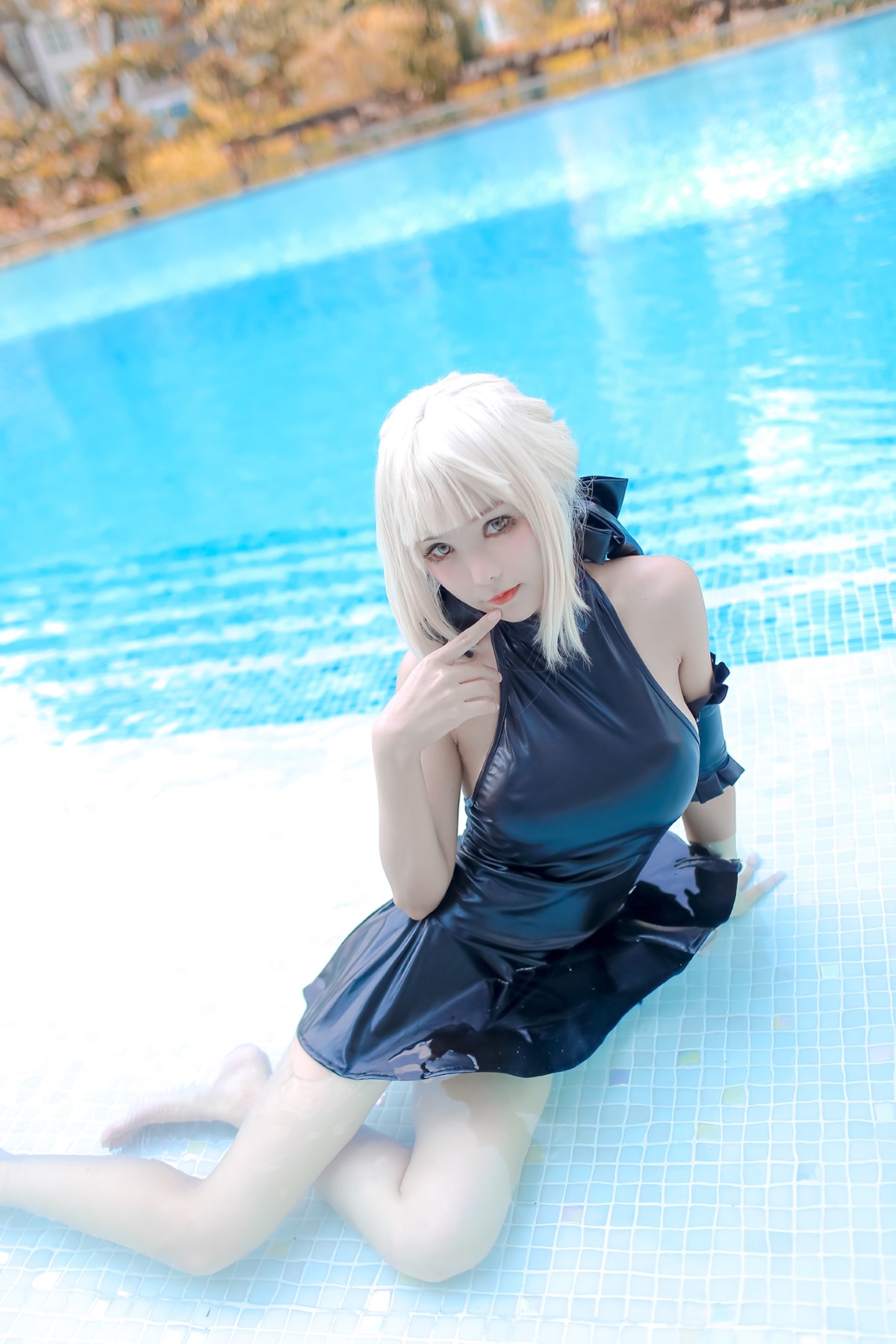 Coser@Kitkat Cosplay 9 Saber Alter Swimsuit 0016 7408509433.jpg