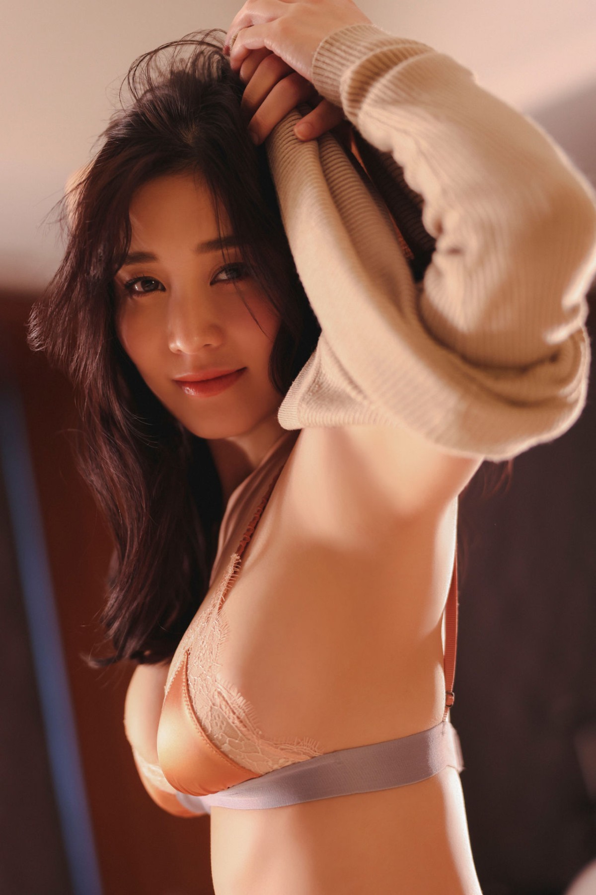 FRIDAY Digital Photobook 2023 02 10 Rin Takahashi 高橋凛 In A Suite Room With An I Cup Beauty Vol 2 0009 3108854694.jpg
