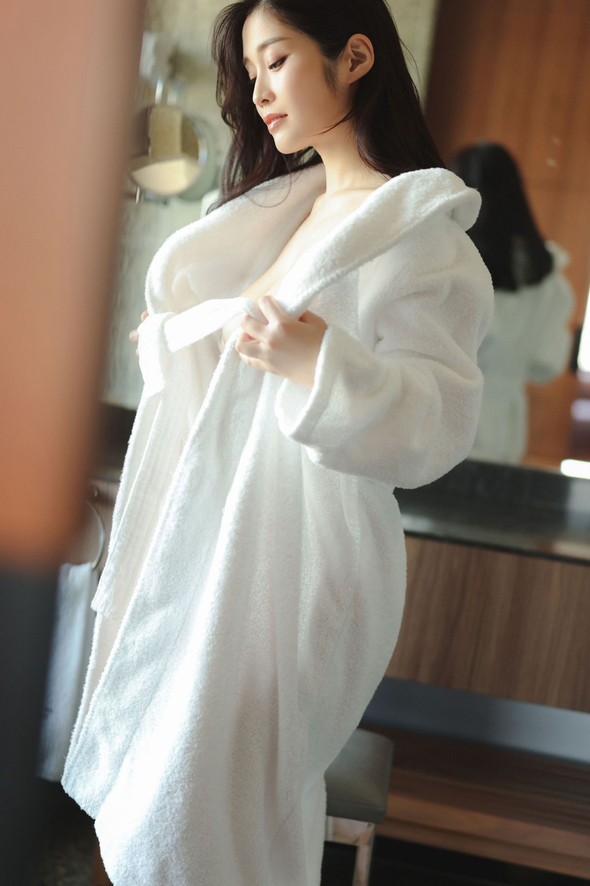 FRIDAY Digital Photobook 2023 02 10 Rin Takahashi 高橋凛 In A Suite Room With An I Cup Beauty Vol 2 0018 7372614317.jpg
