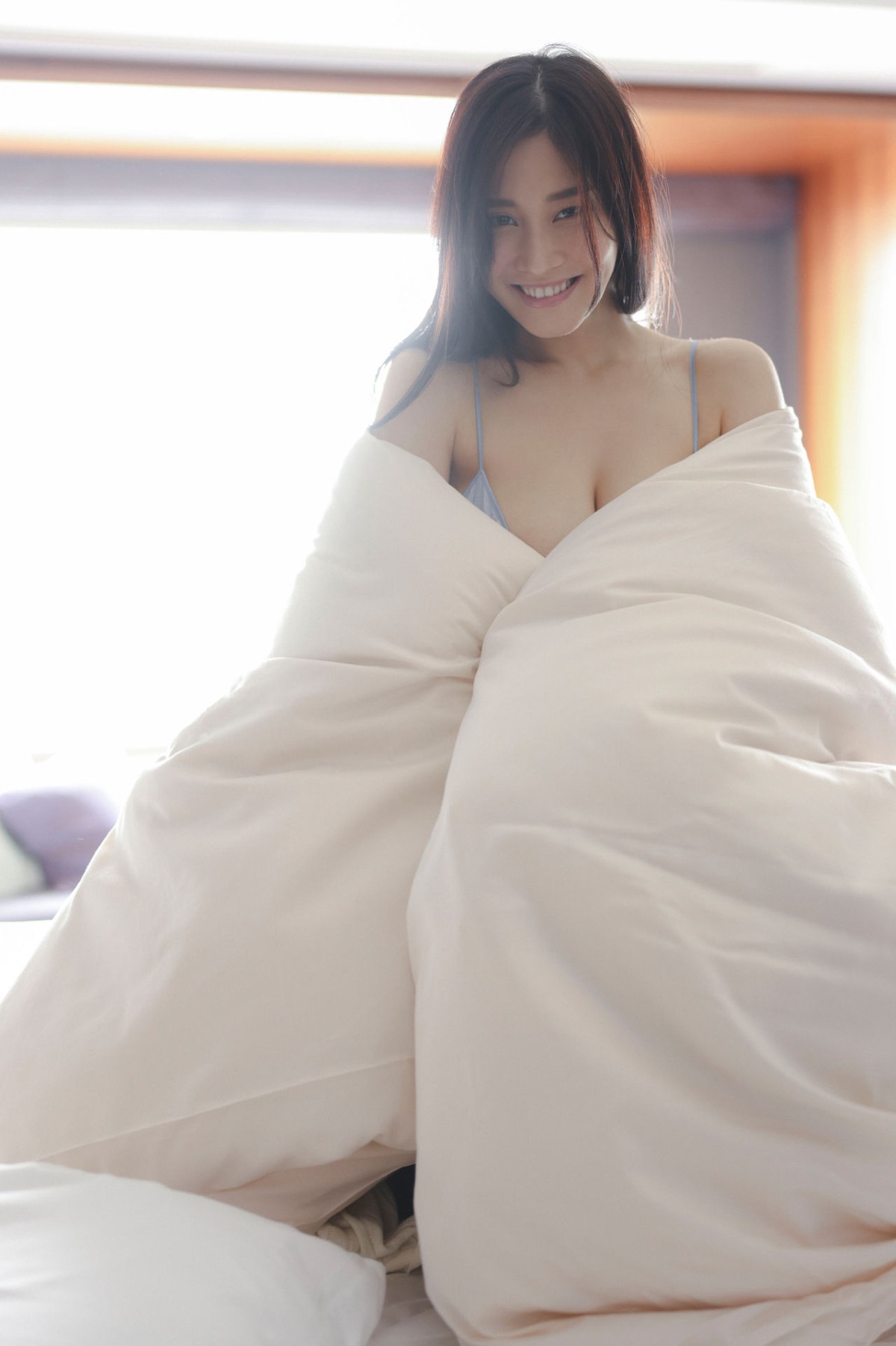 FRIDAY Digital Photobook 2023 02 10 Rin Takahashi 高橋凛 In A Suite Room With An I Cup Beauty Vol 2 0074 5552619229.jpg
