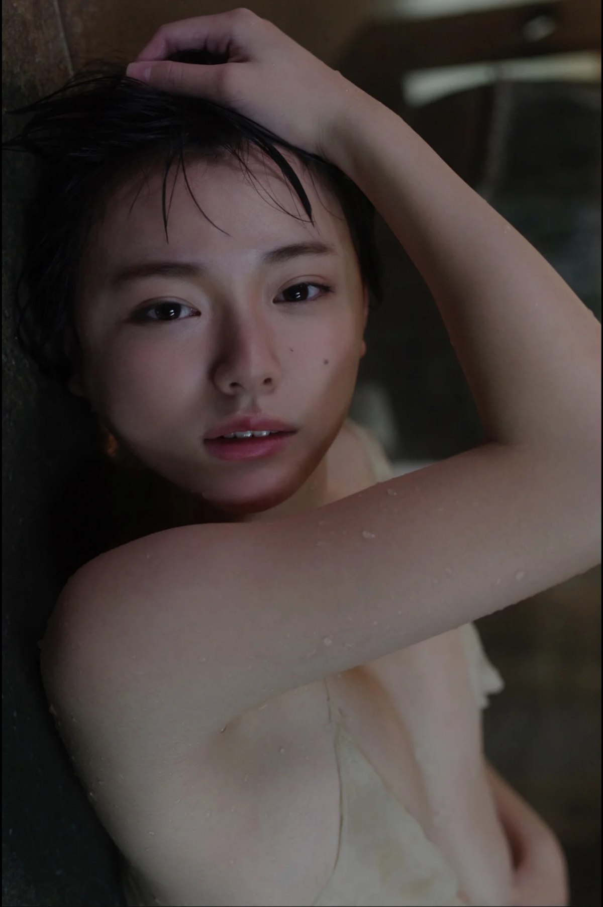 FRIDAY Digital Photo Hazuki Tsubasa 葉月つばさ Red Zone Special Edition Vol 1 0046 7709208098.jpg