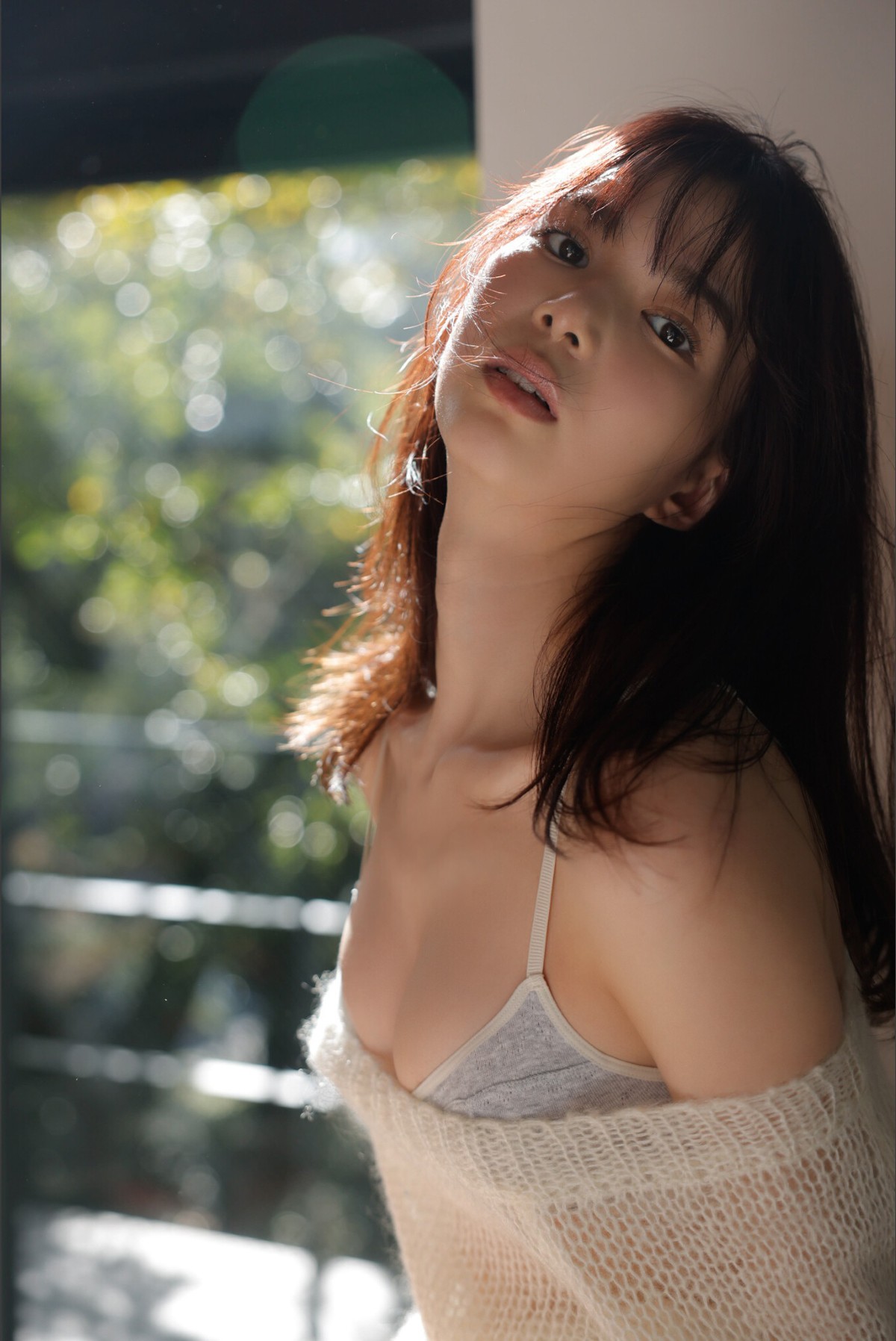 FRIDAYデジタル写真集 Digital Photobook 2023 01 19 Riko Matsudaira 松平璃子 Glossy And Sexy Vol 2 0057 8058529628.jpg