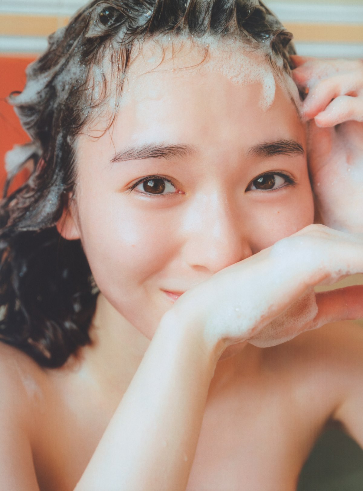 Photobook 2022 08 23 Rena Moriya 守屋麗奈 1st Photobook Egao No Guu Choki Paa 0127 8755272950.jpg